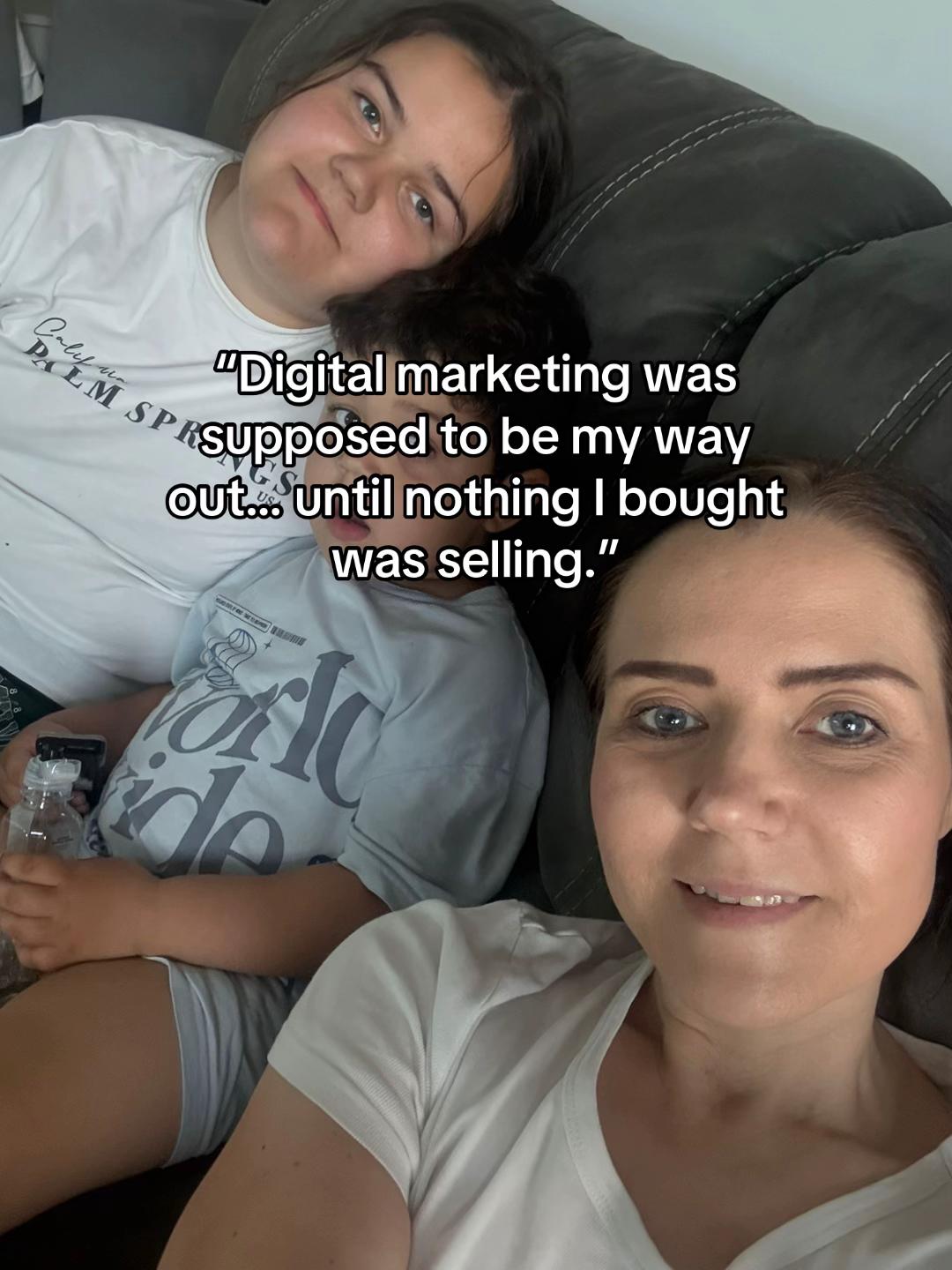 @Content Cash Queen