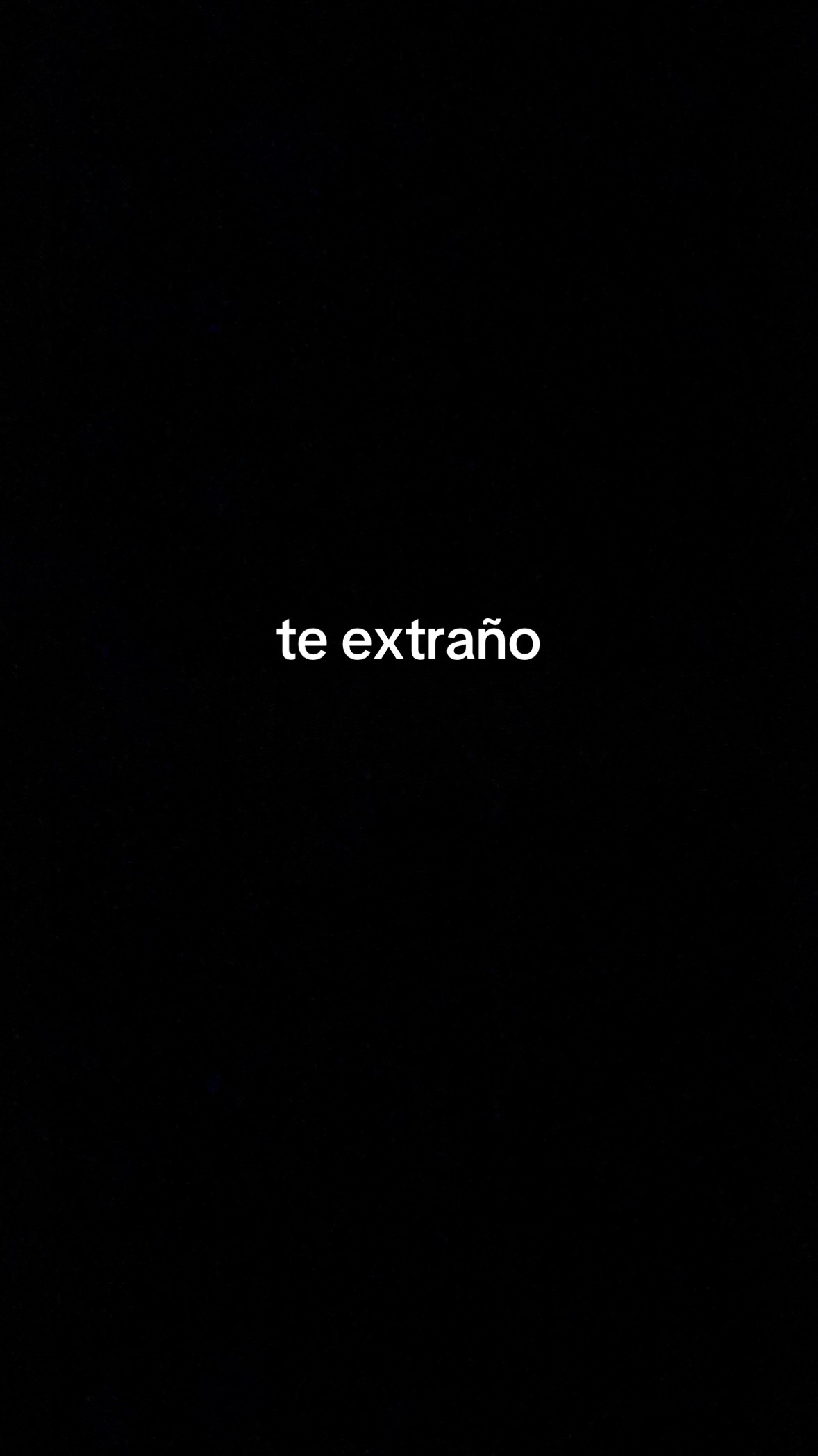 @𝐌𝐚𝐮𝐯𝐞 🍒