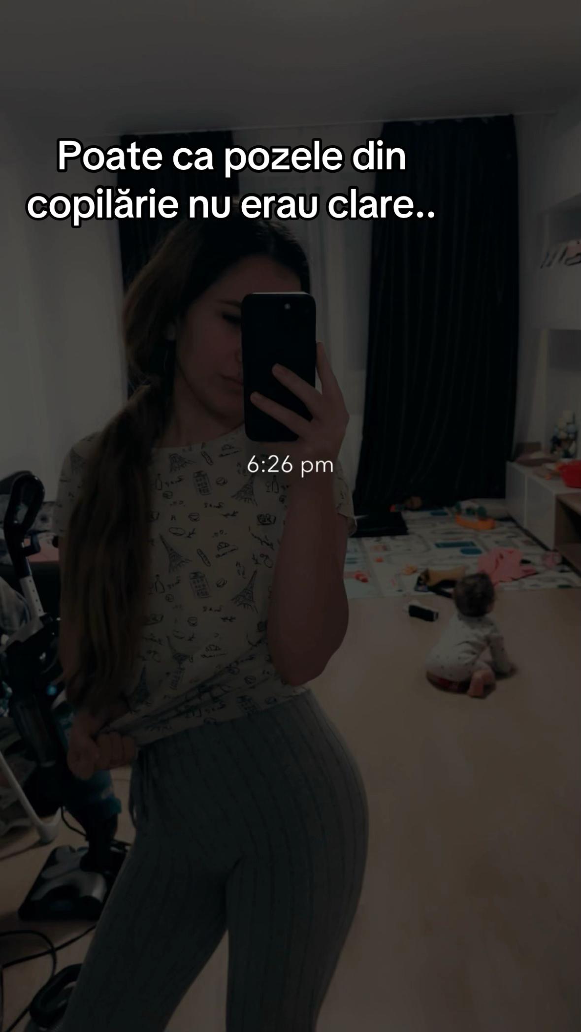 @Roxi