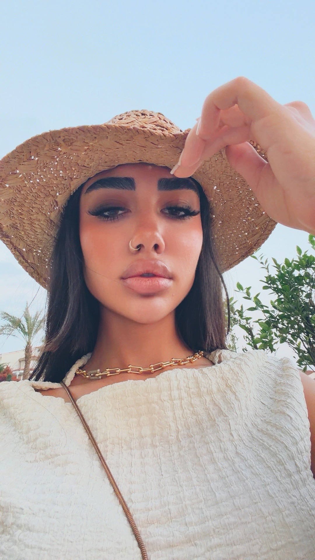 @leenuuchiii