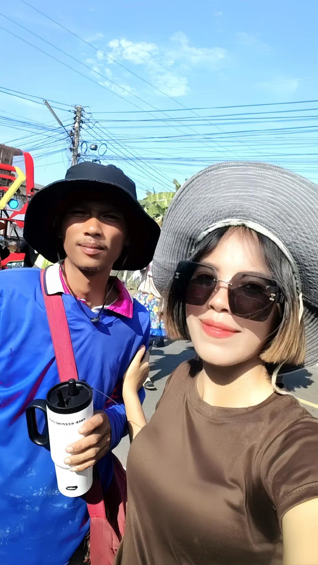 @อ้อนแอ้น