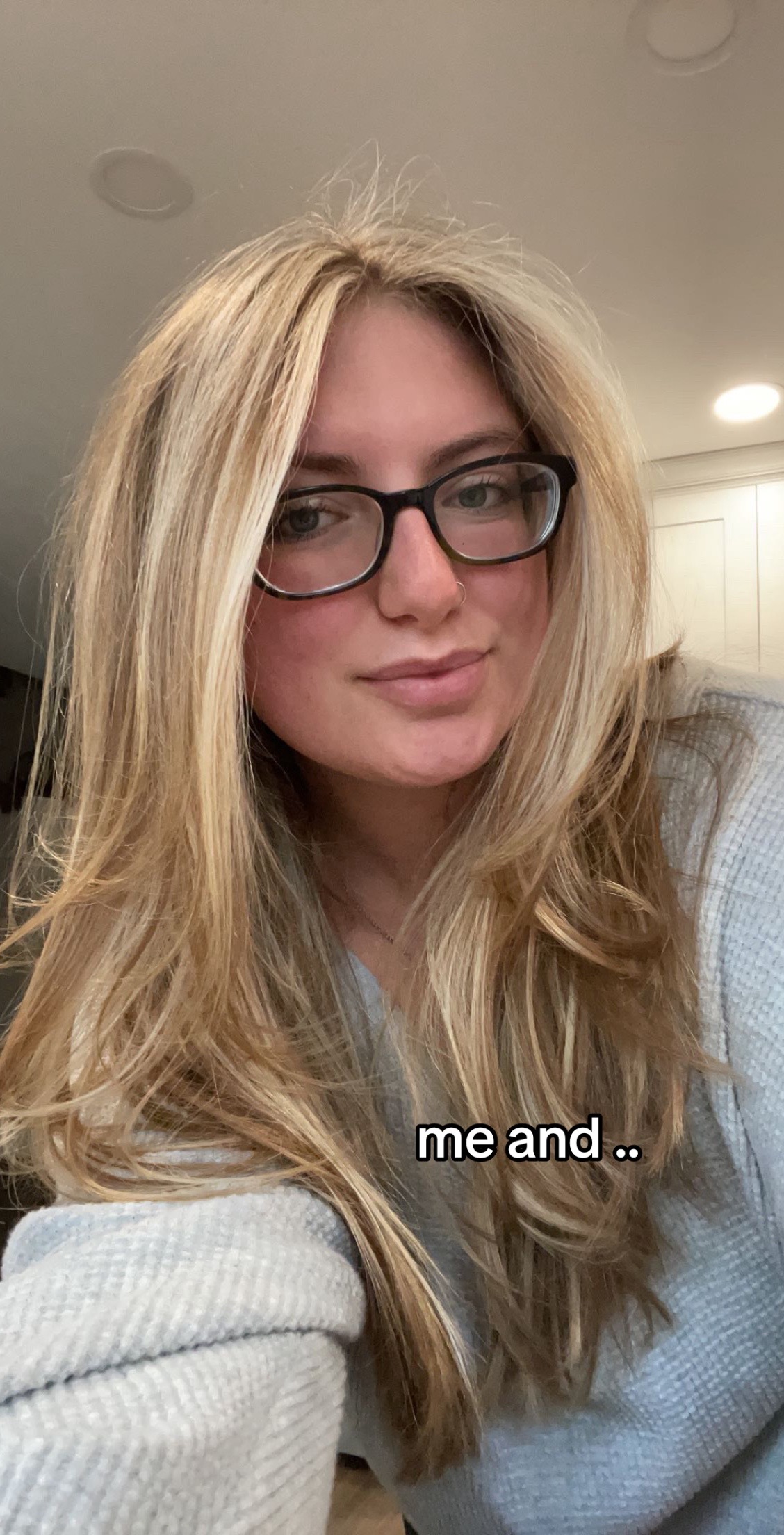 @mo