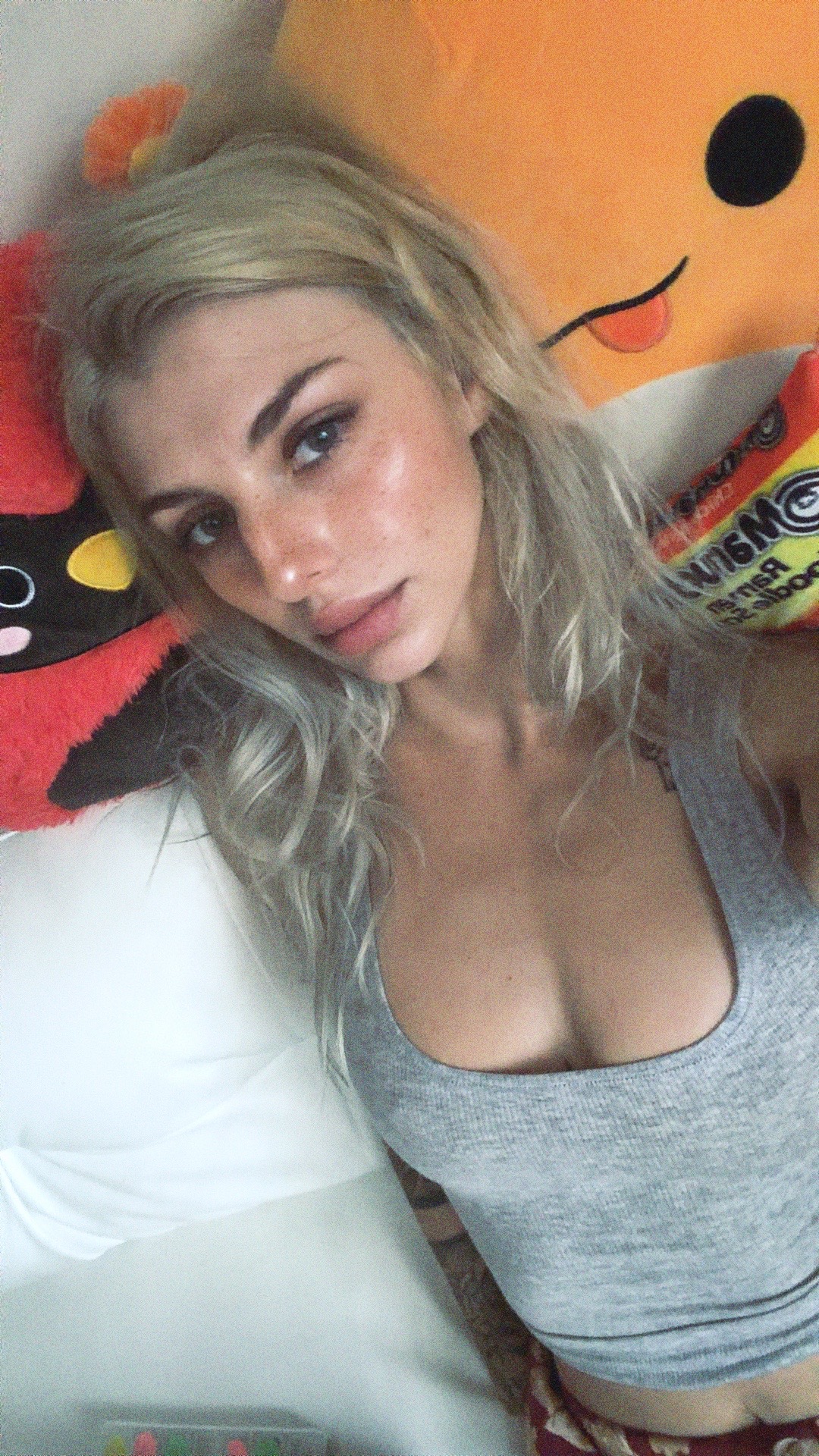 @𝔩 𝔲 𝔠 𝔦 𝔣 𝔢 𝔱 𝔱 𝔢