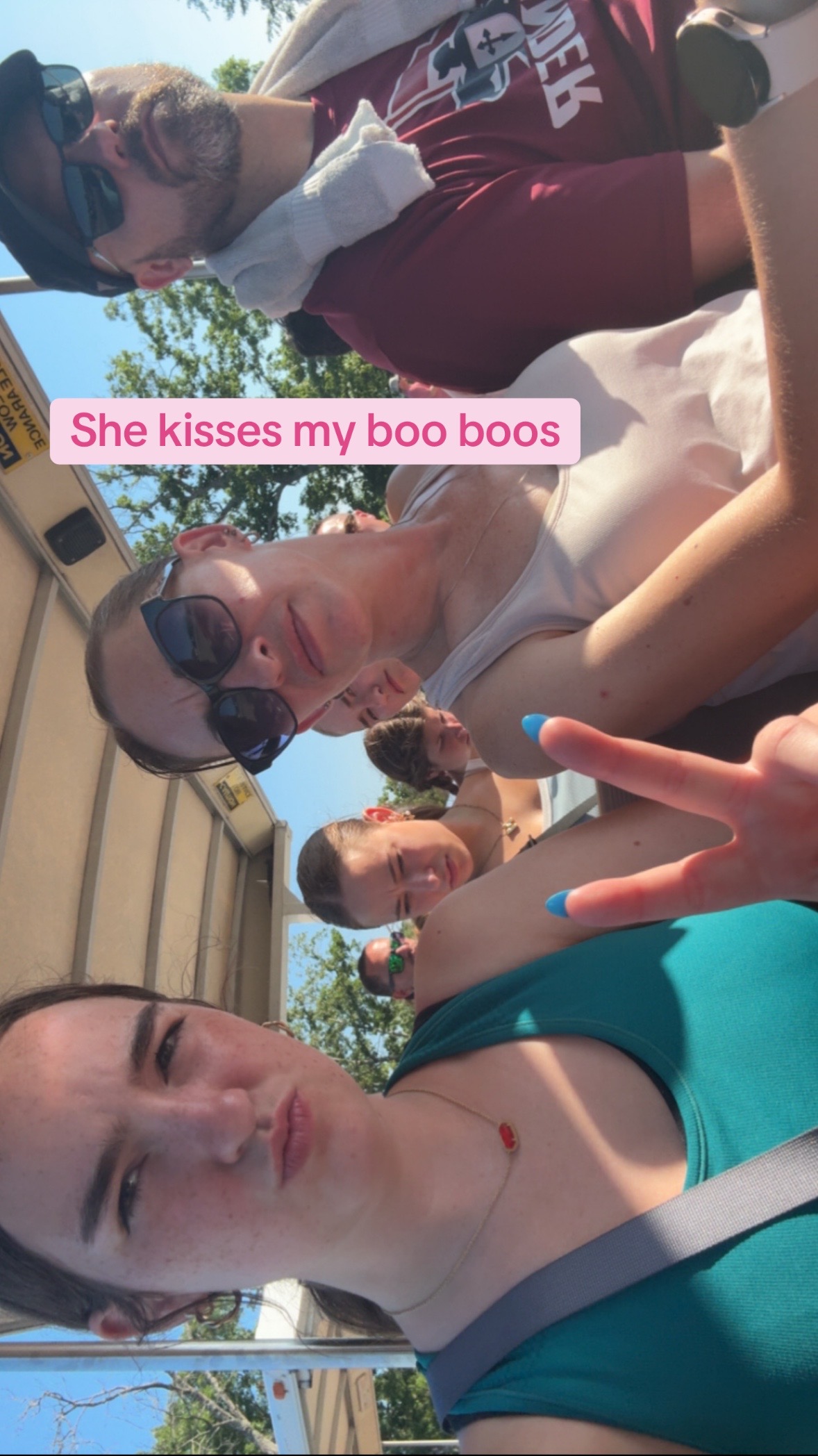 @hey_bailz_