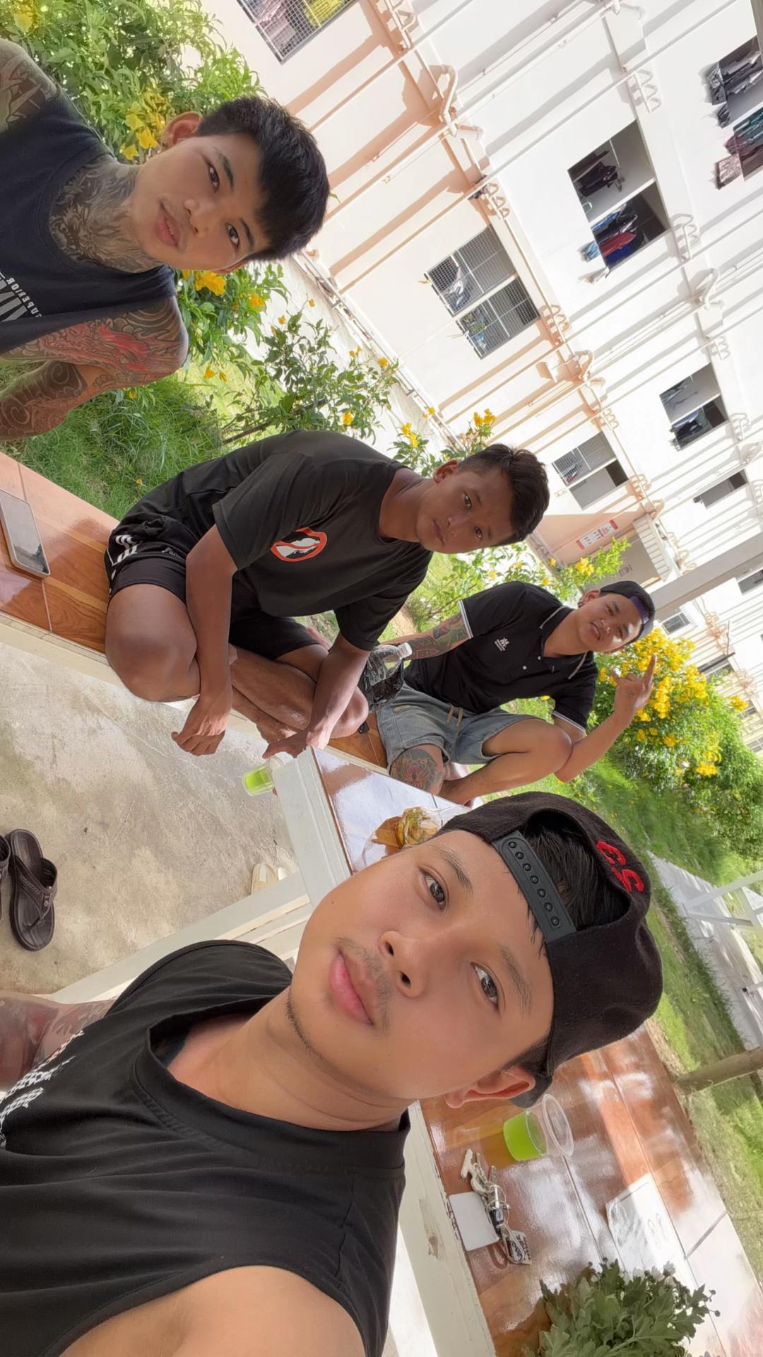 @nyeinchanaung7373
