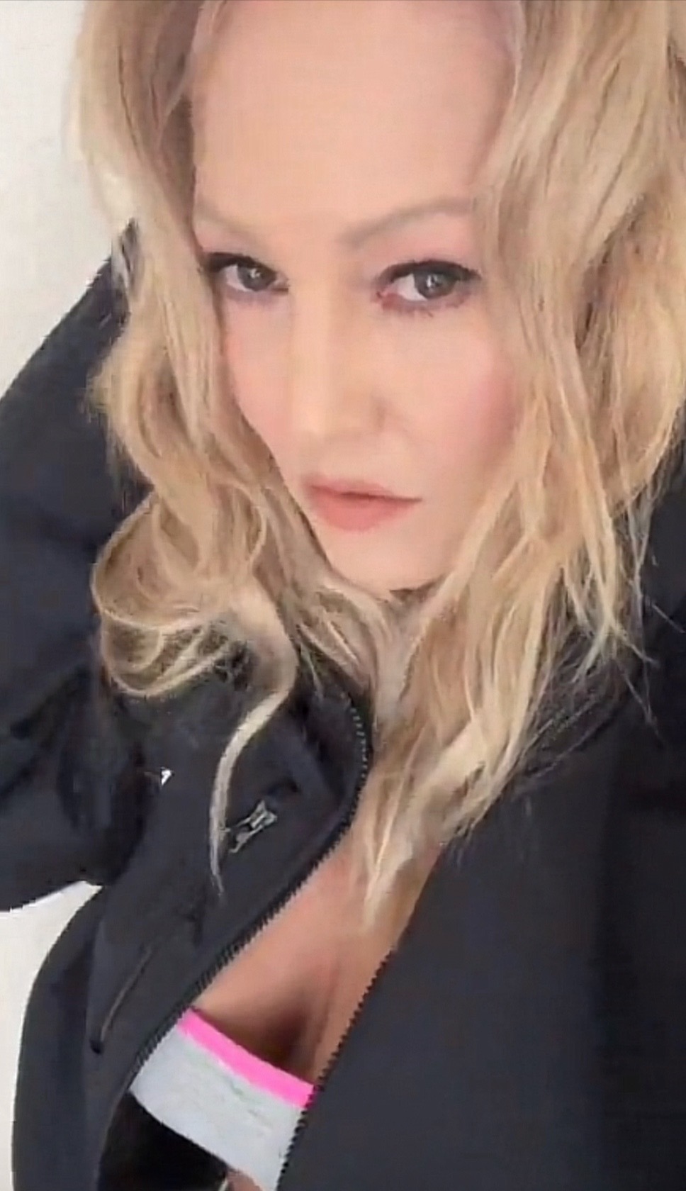 @LuvCorrie