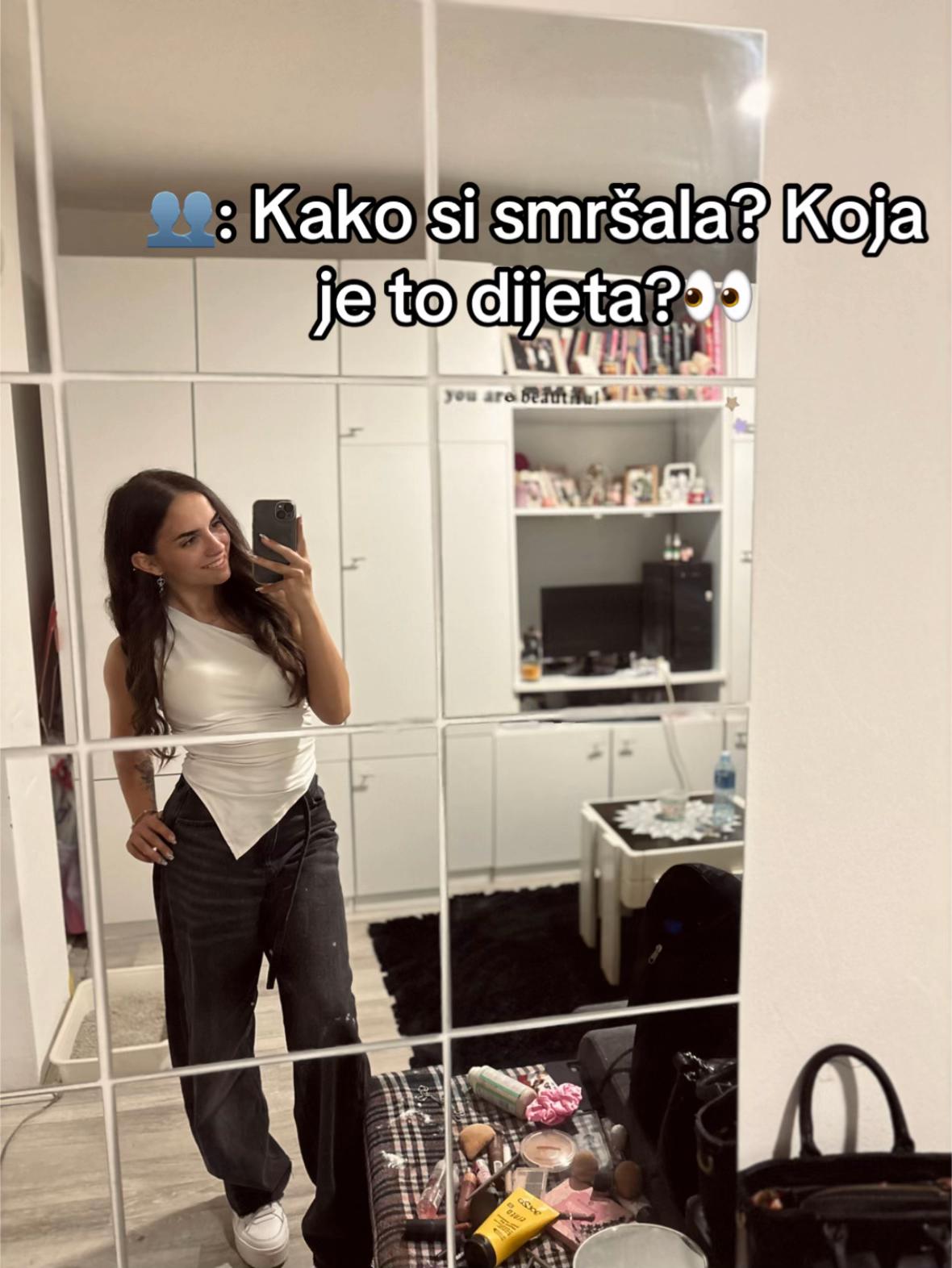 @leonoraaaa1