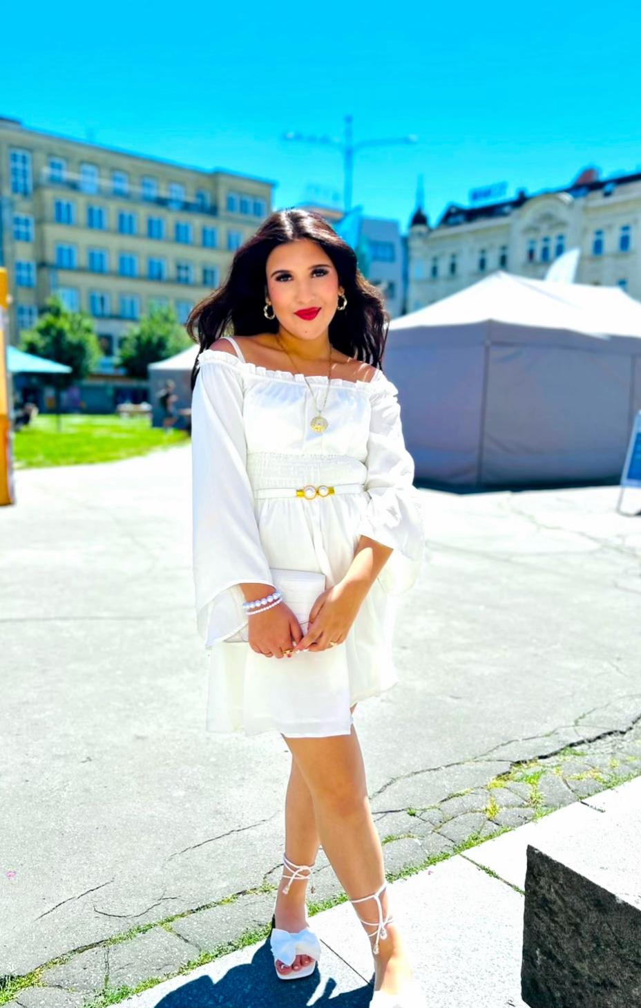 @Nikola Reziova_official_učet