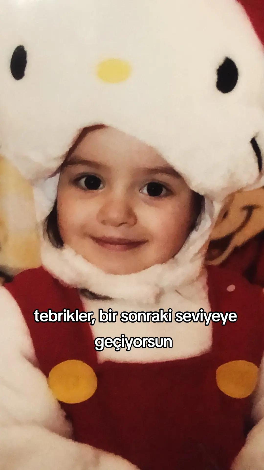 @👻