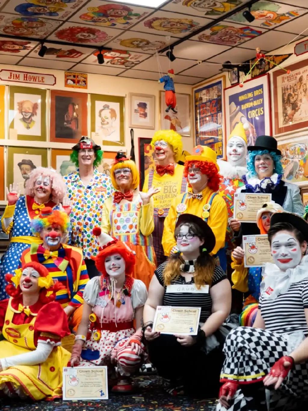@Weevile The Clown