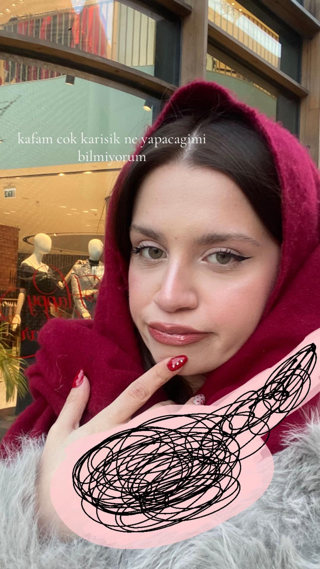 @ceyda💅🏻🩷🫧