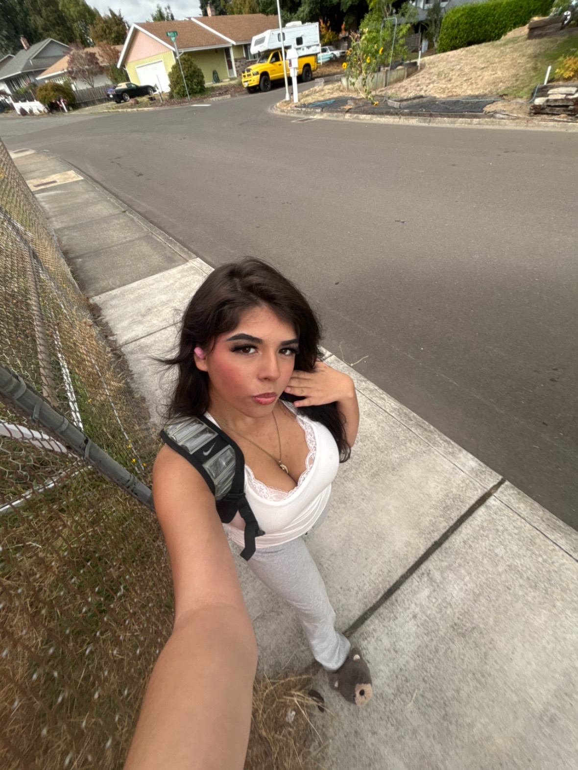 @️