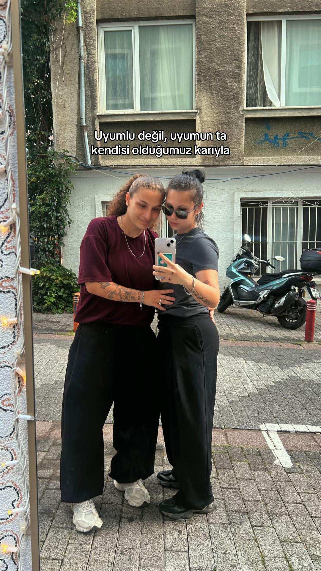 @Aylin Erdem