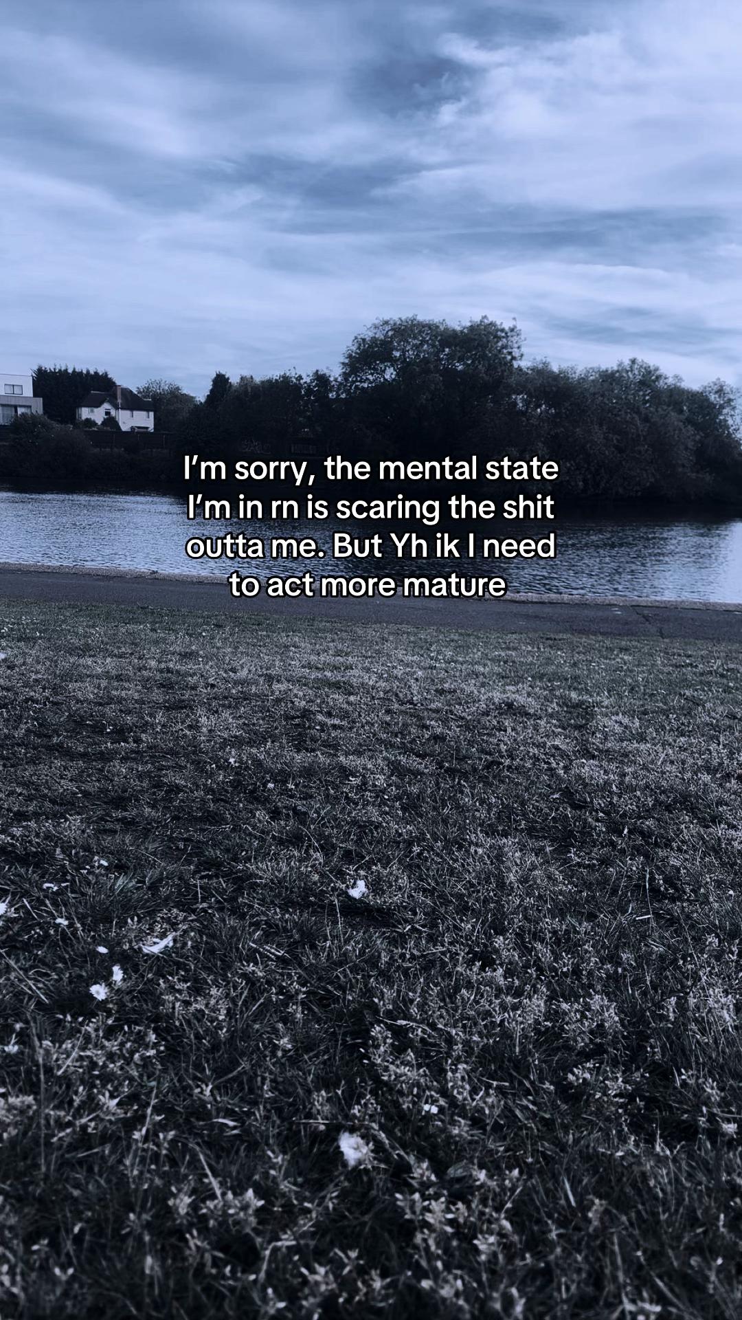 @⃟
