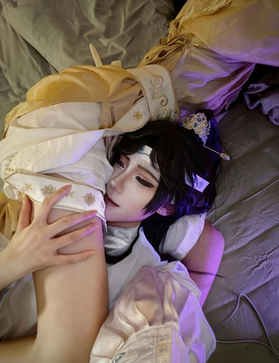 @Eatsomeketchup00
