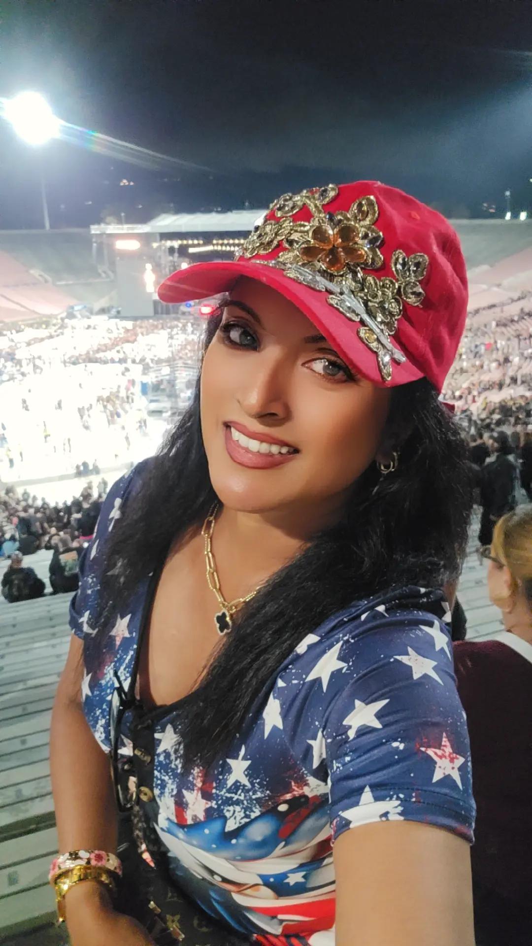 @SunalieRatnayake 🇱🇰🇺🇲