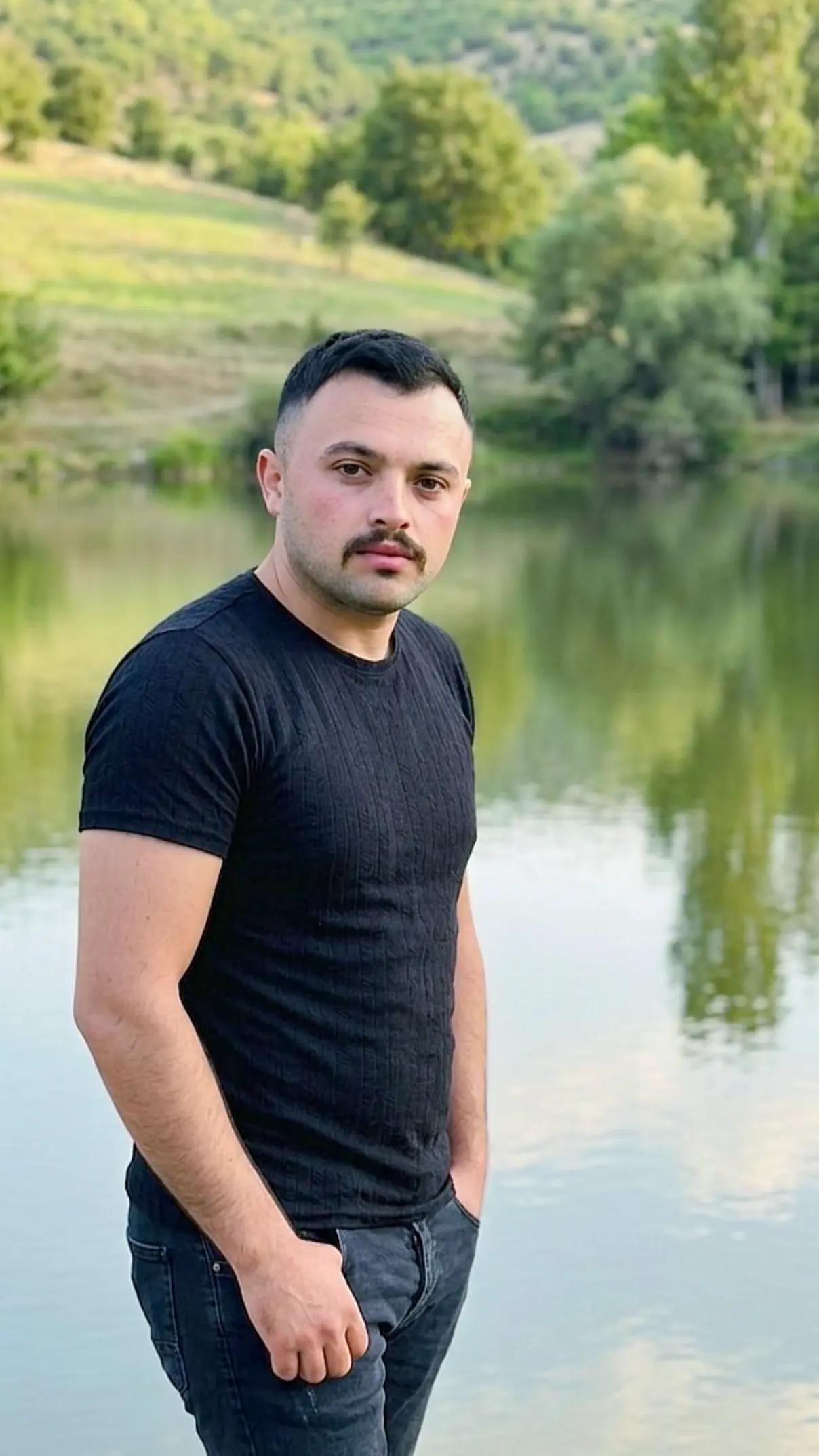 @Ali Osman Din