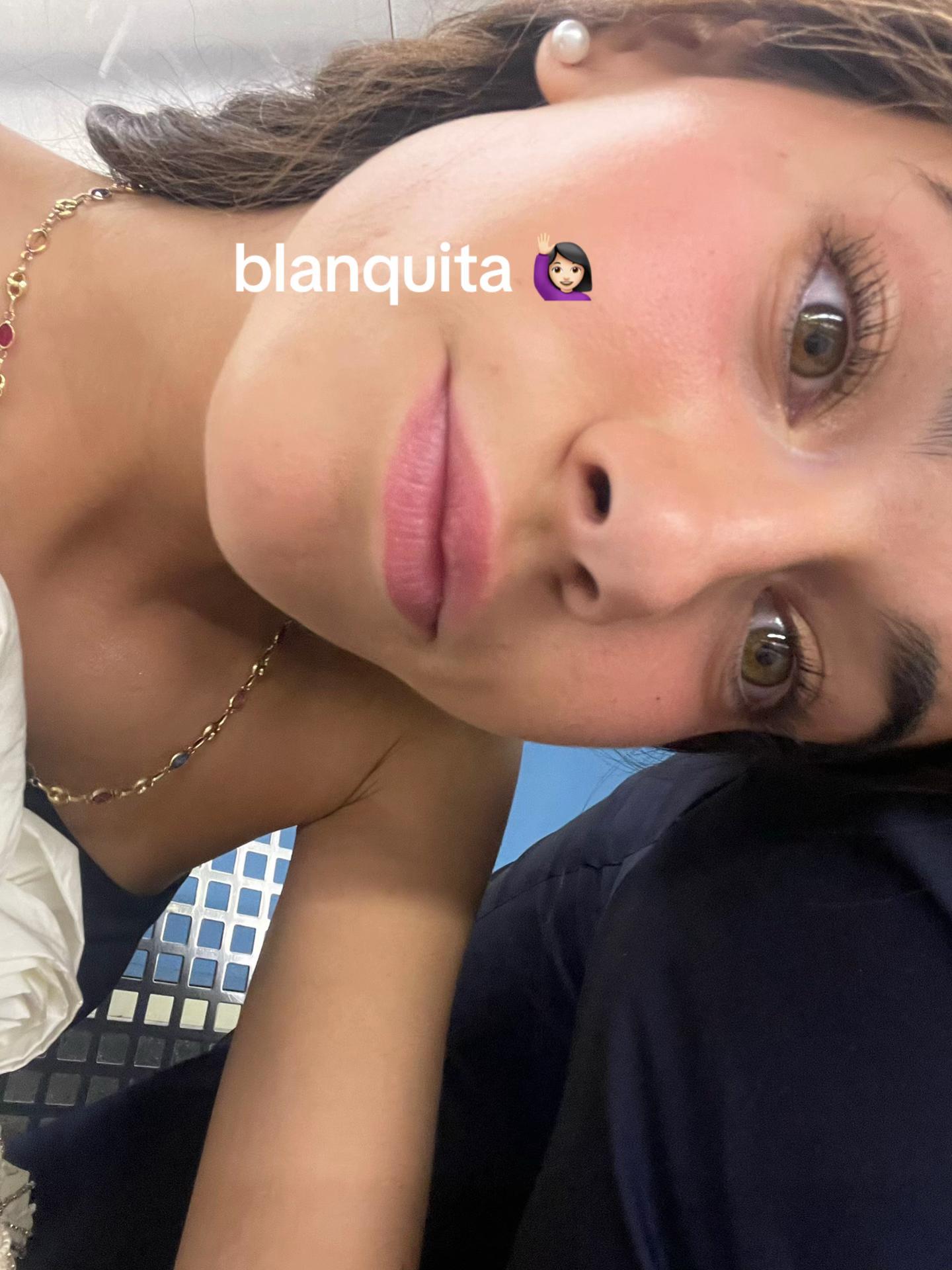 @María