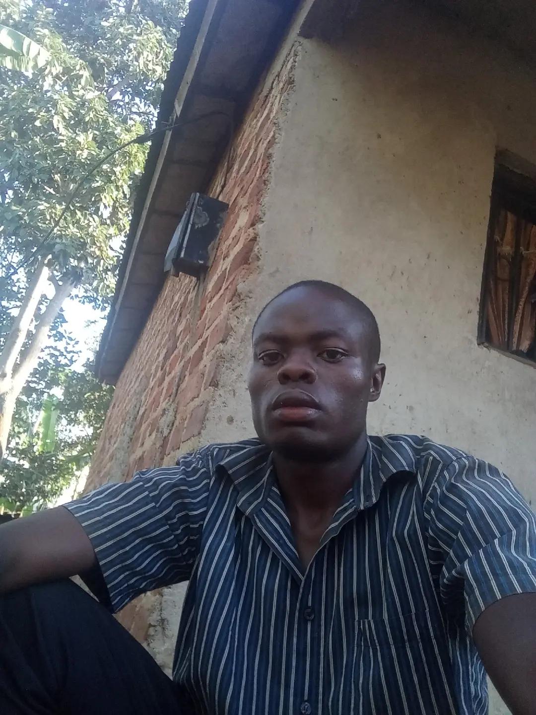 @Uganda 🇺🇬 yange na befumbe