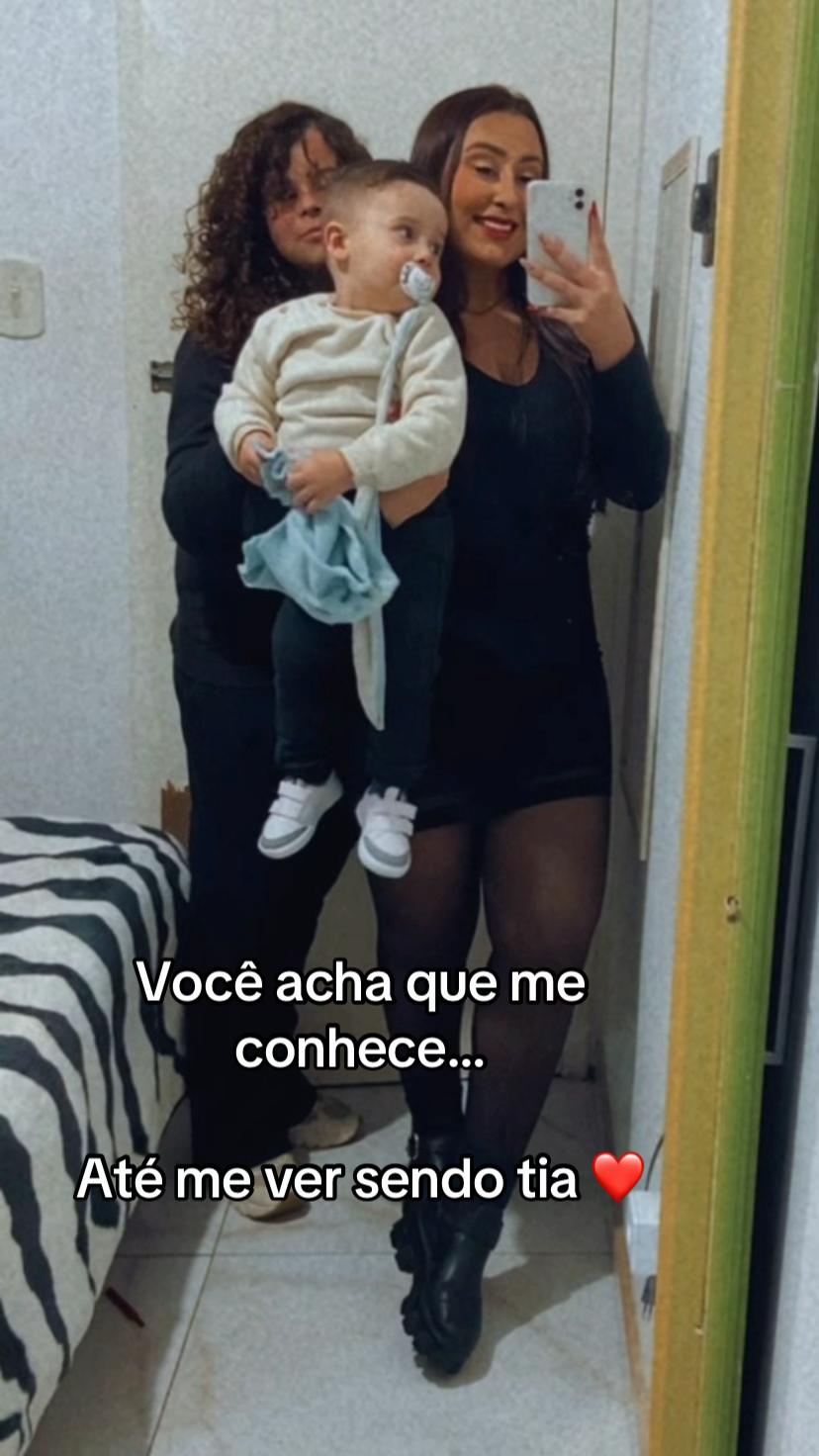 @Larissa Perelló