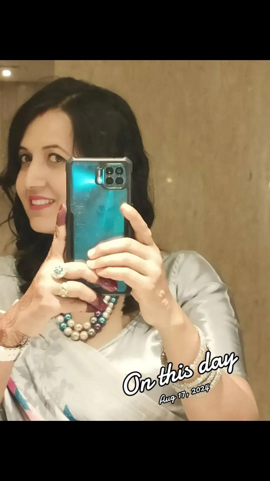 @Janu🧿