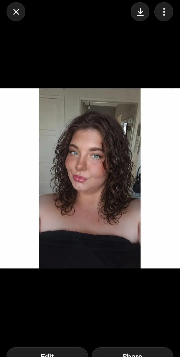 @Holsophiexx