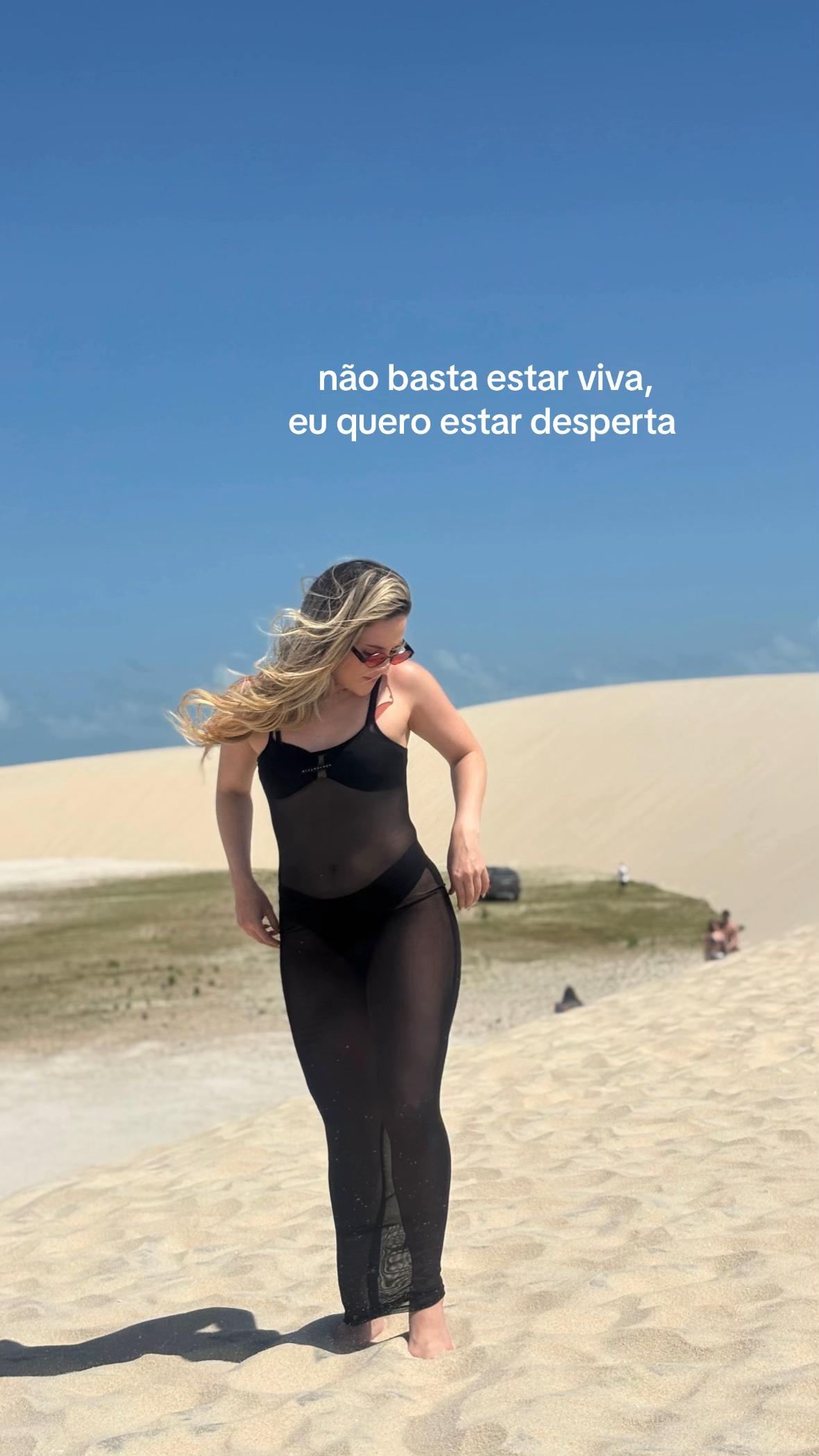 @Lívia Sales