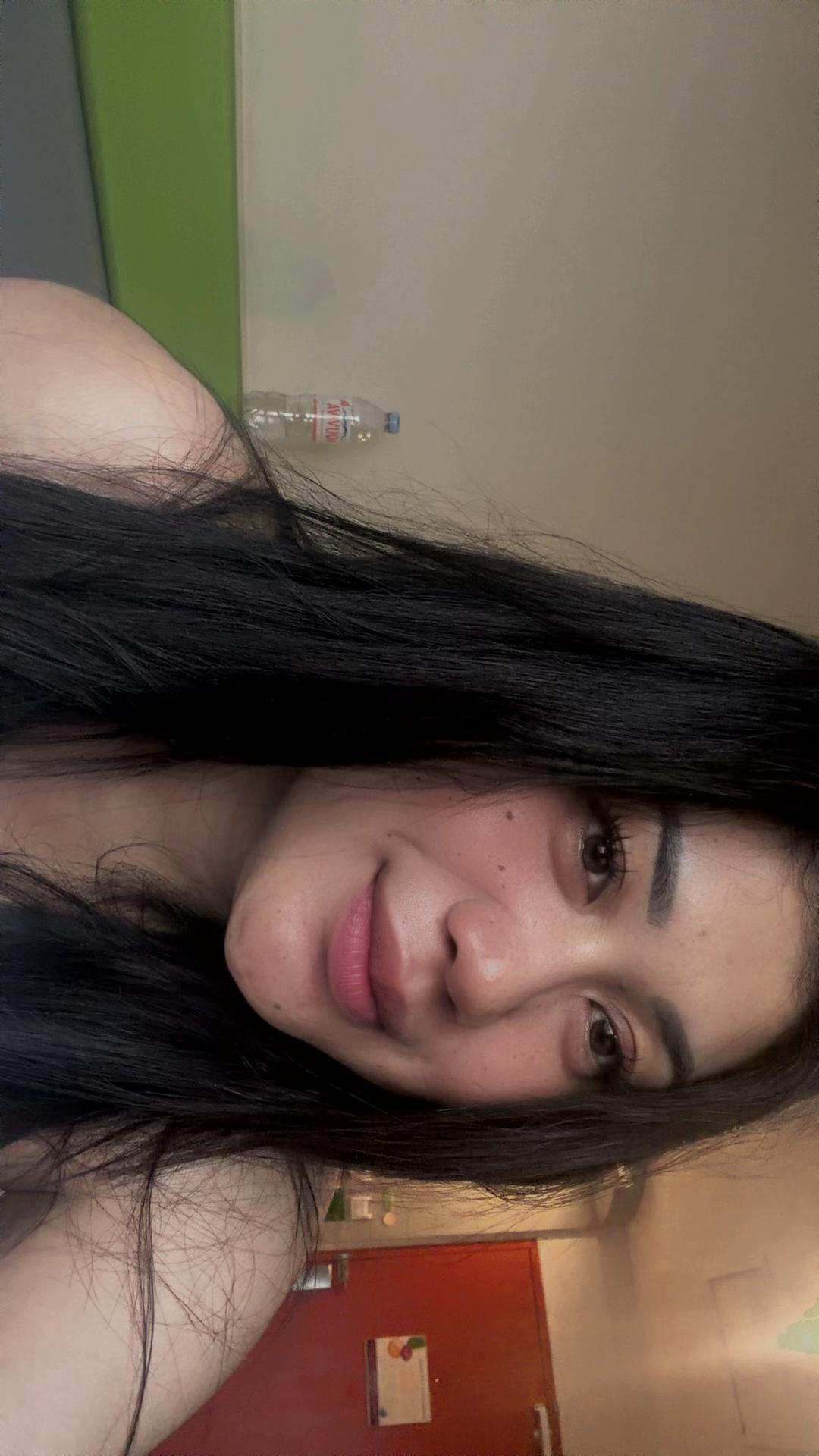 @AyuNita