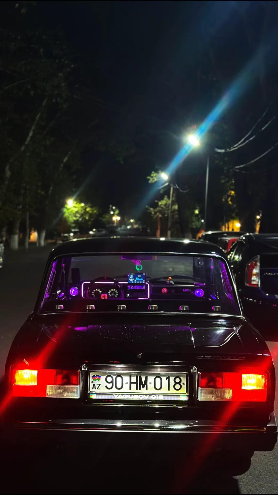 @𝑯.𝑴