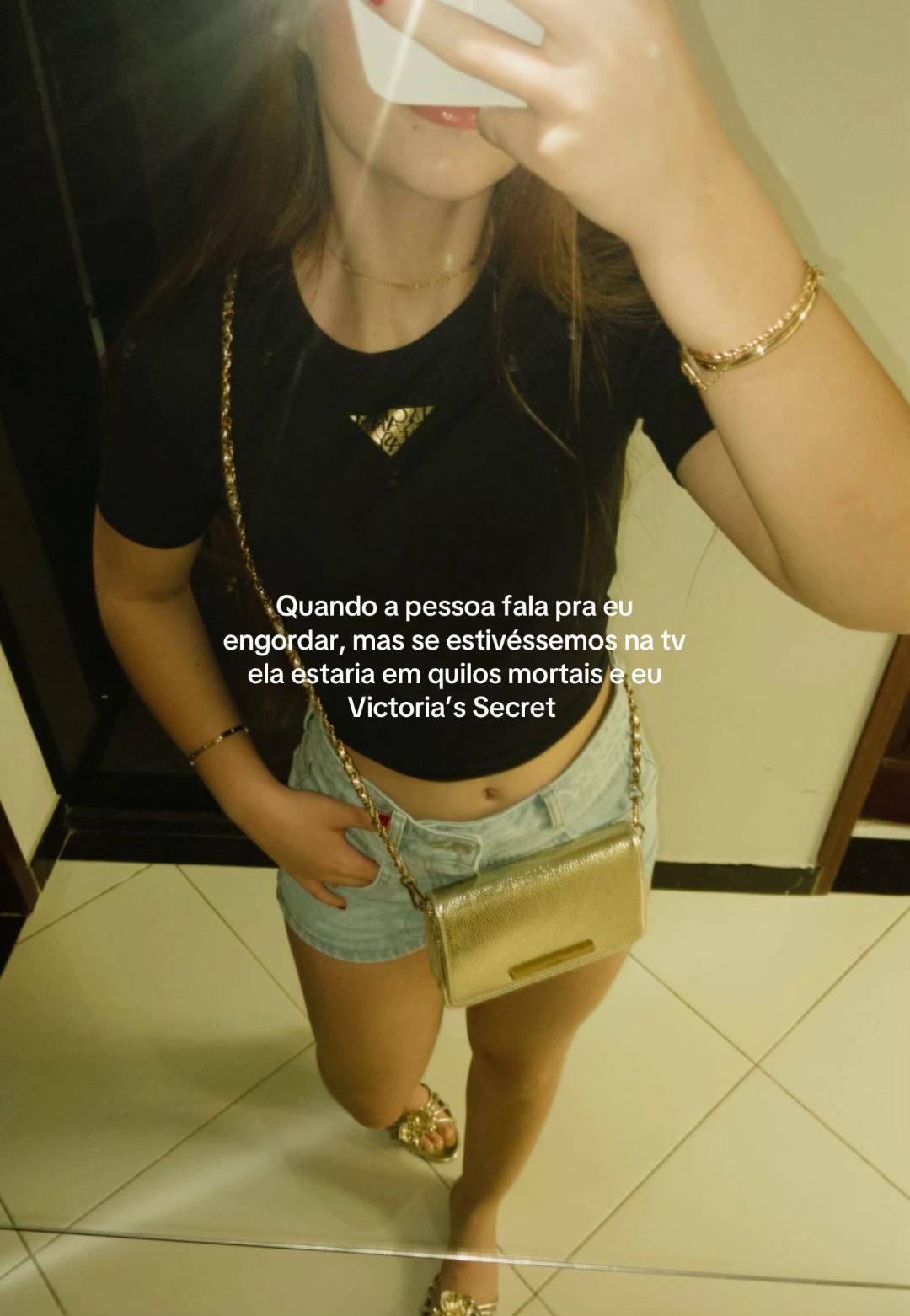 @Ariane C.
