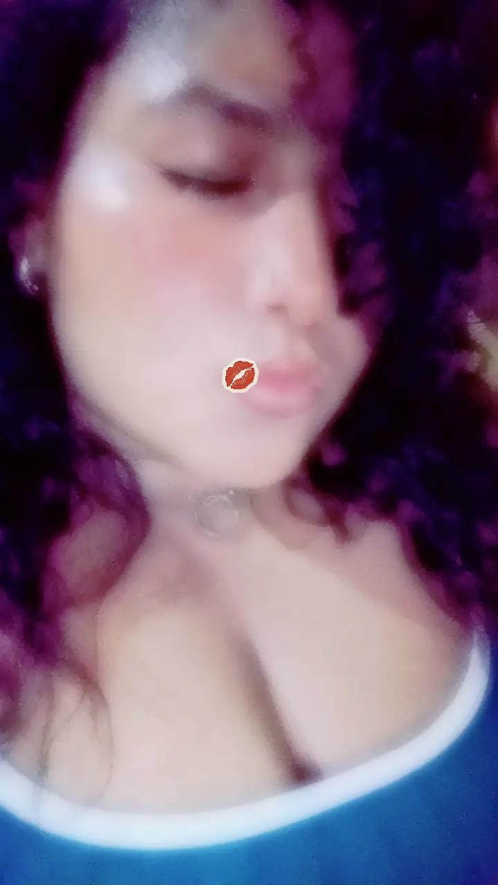 @Nickii tú nena hermosa ๐