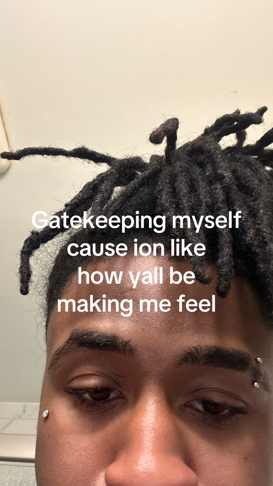 @️