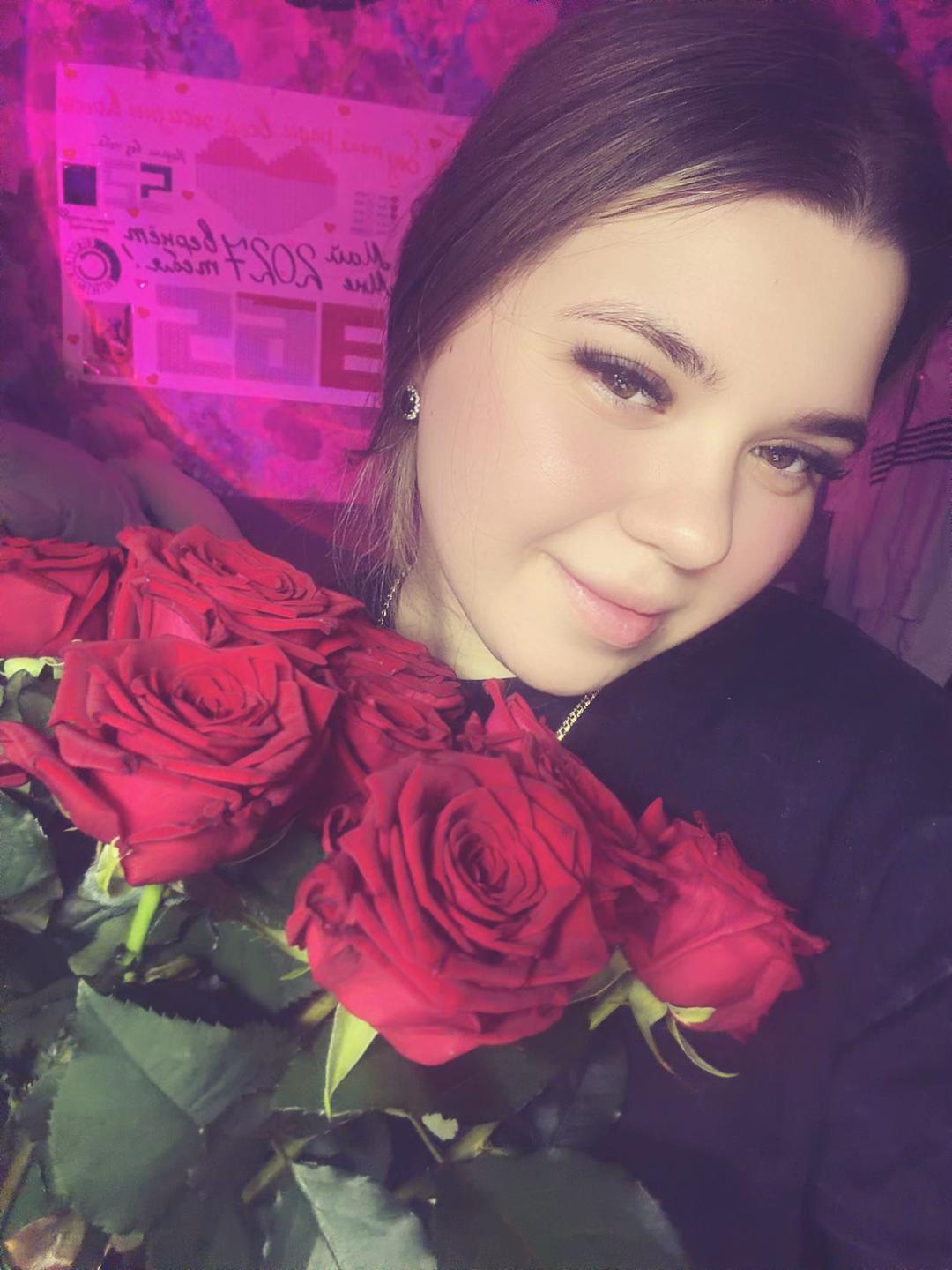@Tgk: Тᴀня ʙᴇщᴀᴇᴛ