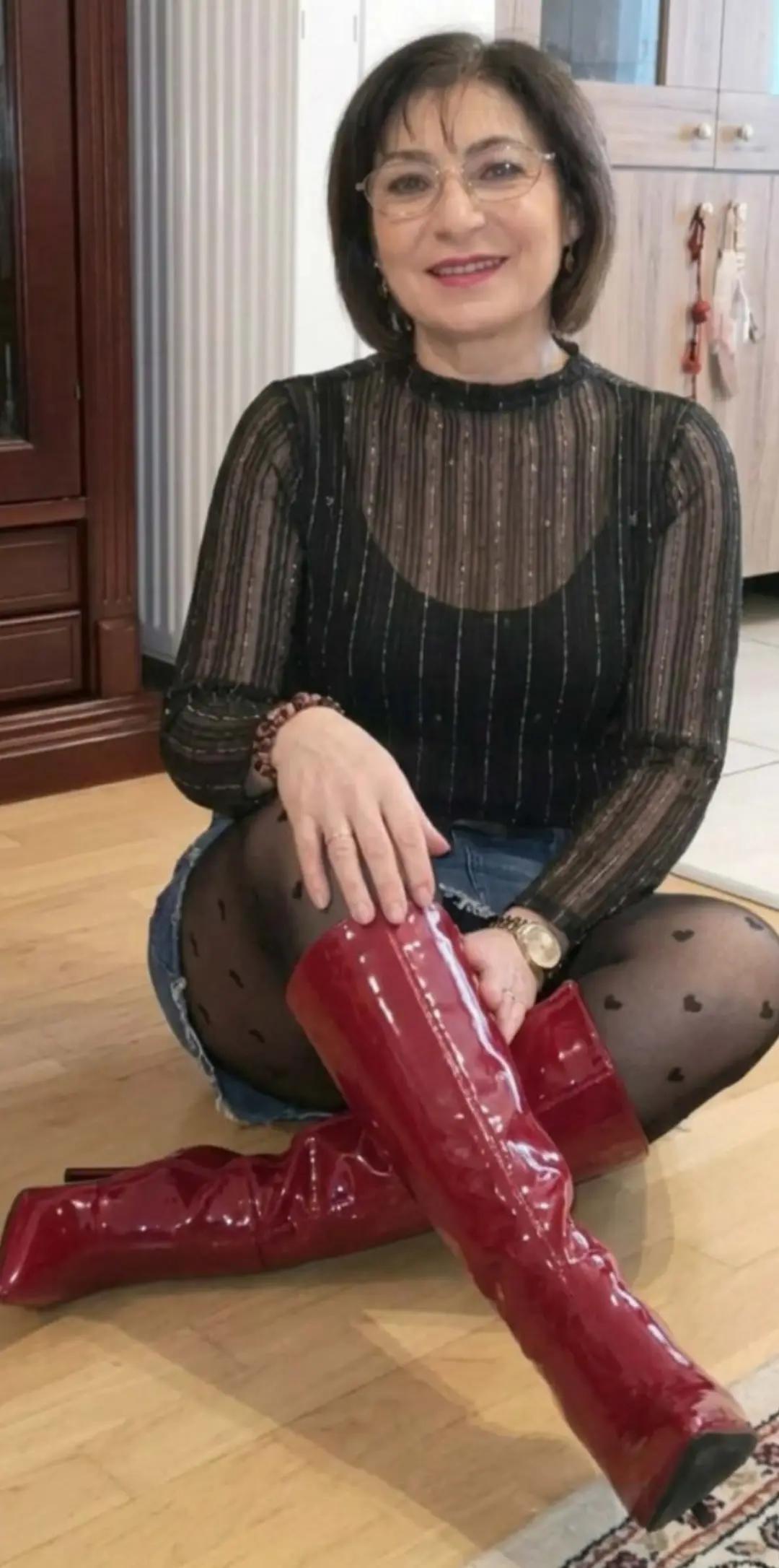 @Anisoara