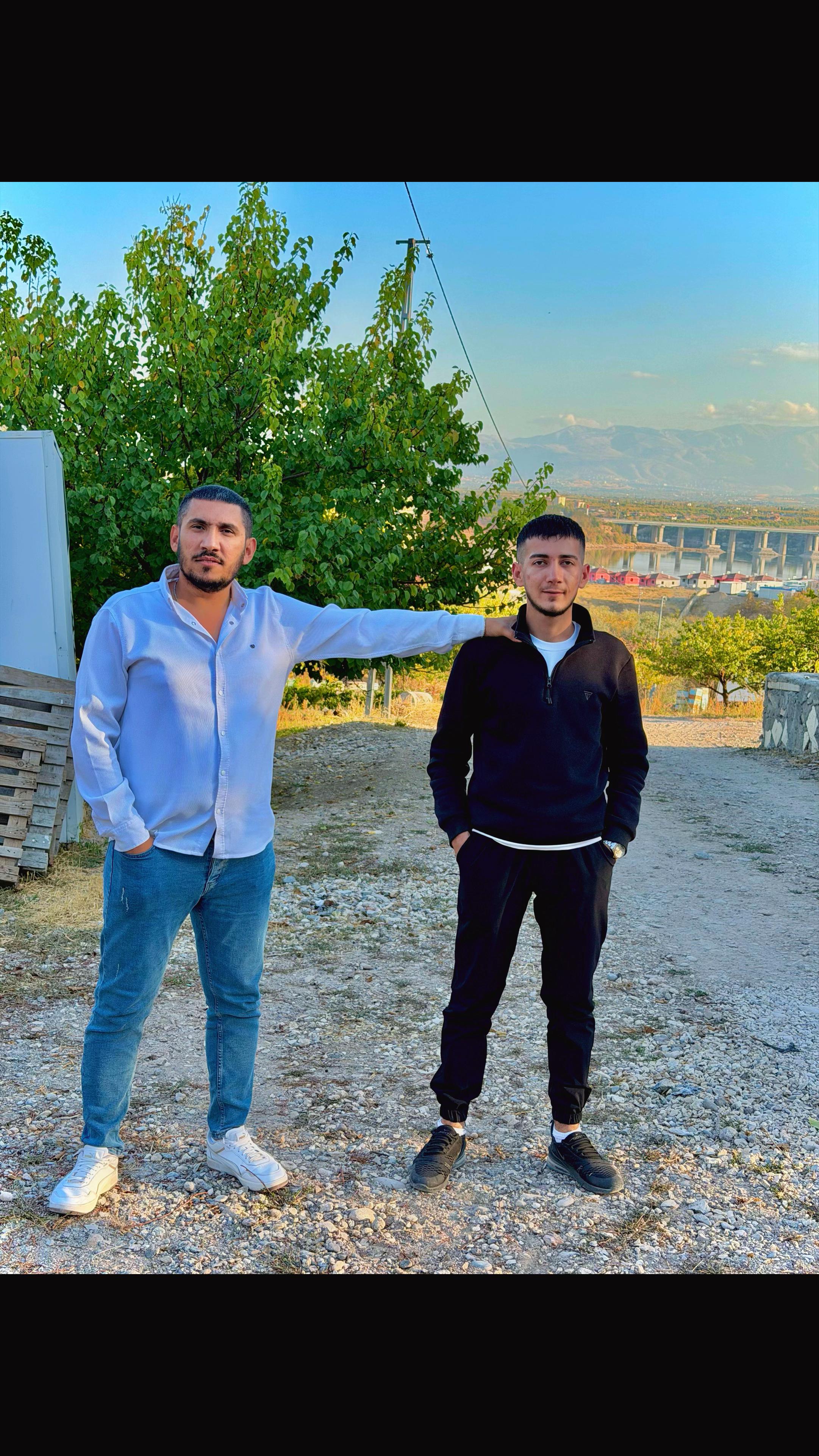@𝕂 𝔸 𝕋 İ 𝕃 😱 𝔻 𝕆 𝔹 𝕃 ?