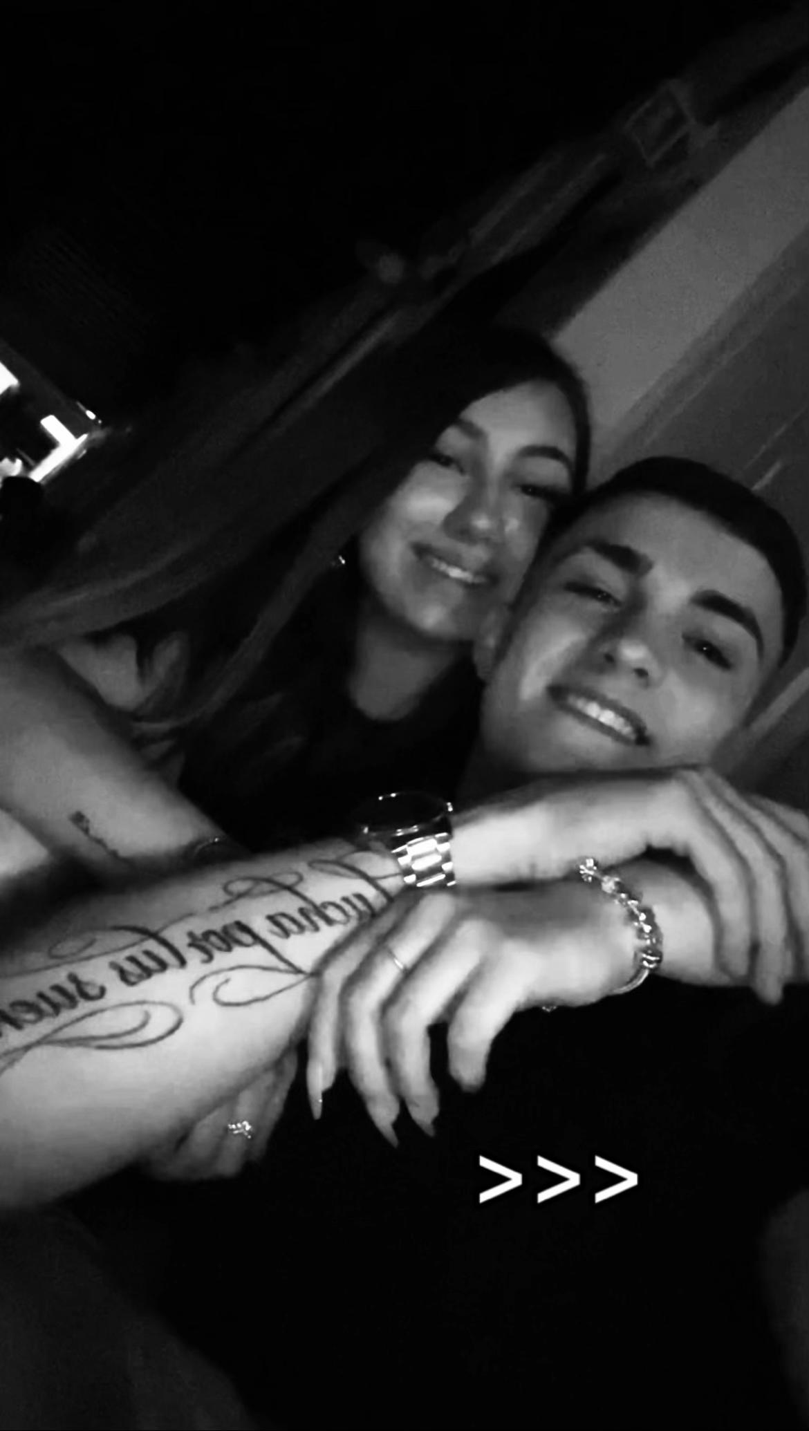 @Angelaajuradoo2__