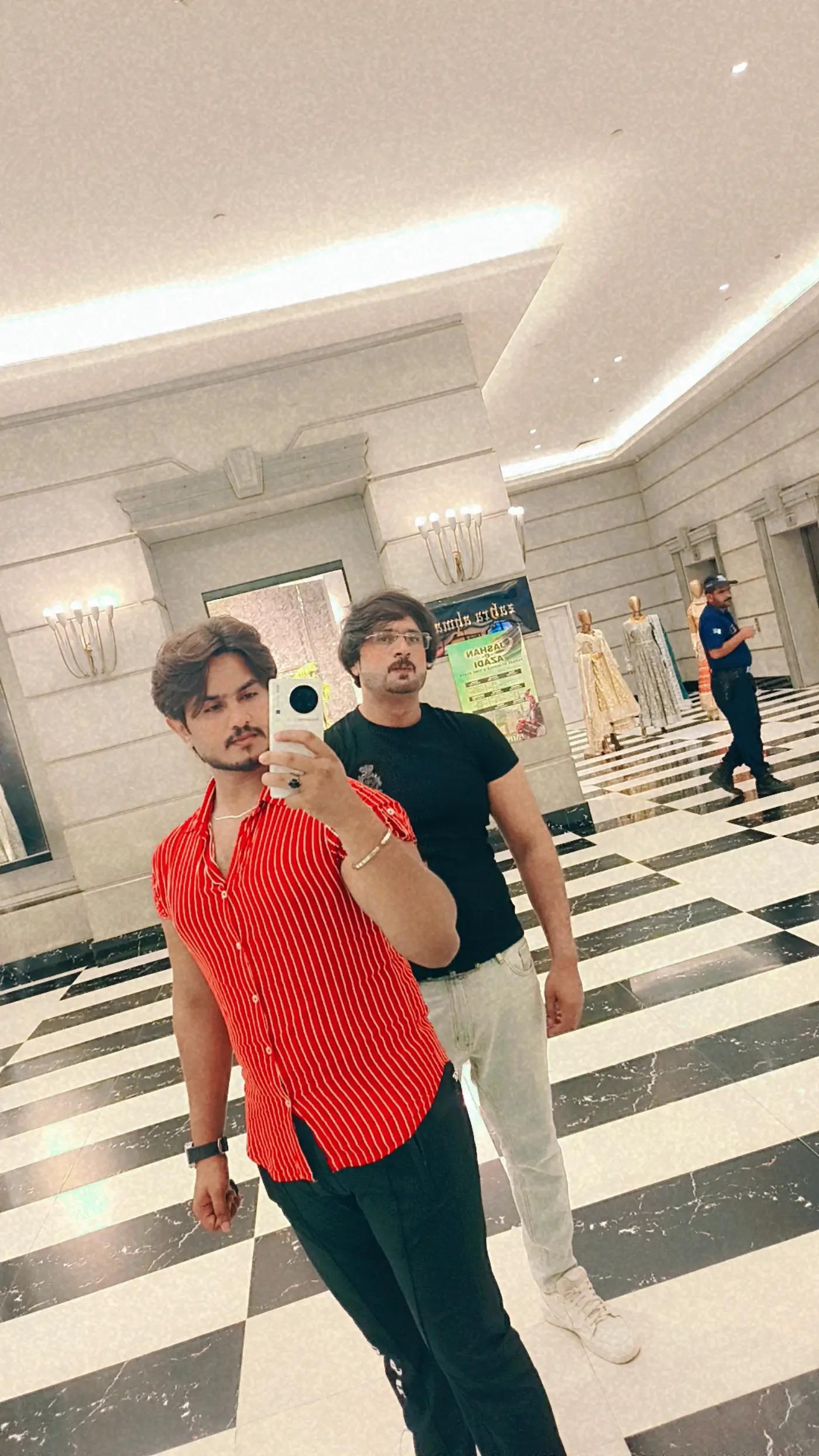 @👼ملک حیدر💸