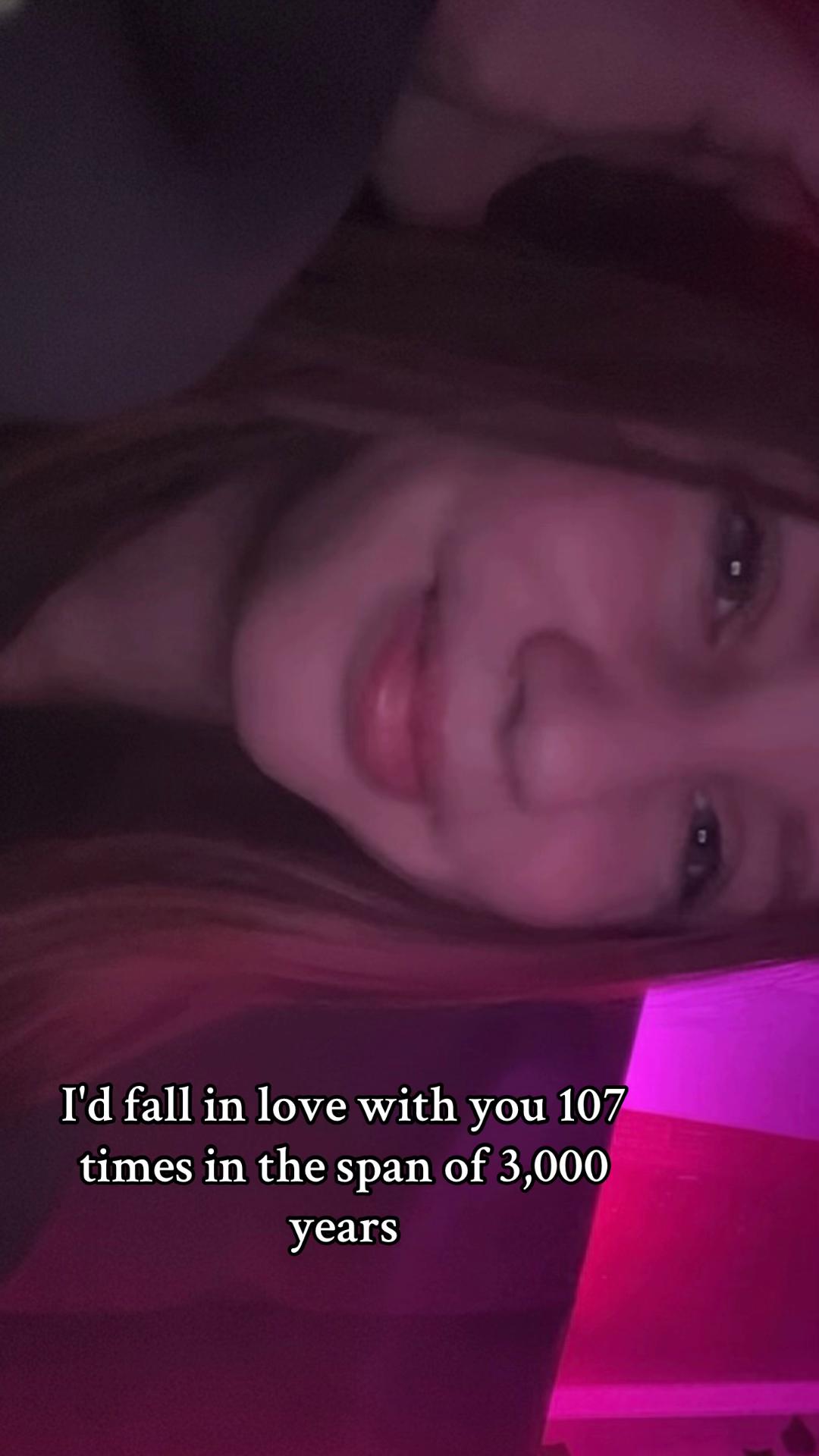 @🀥