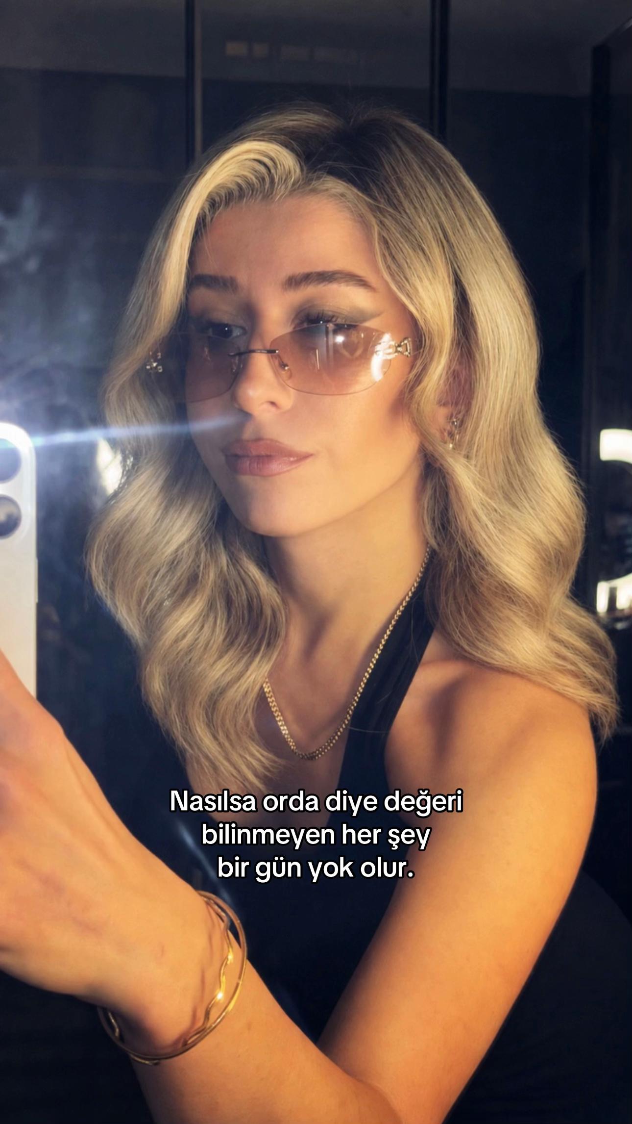 @Meryem Soy