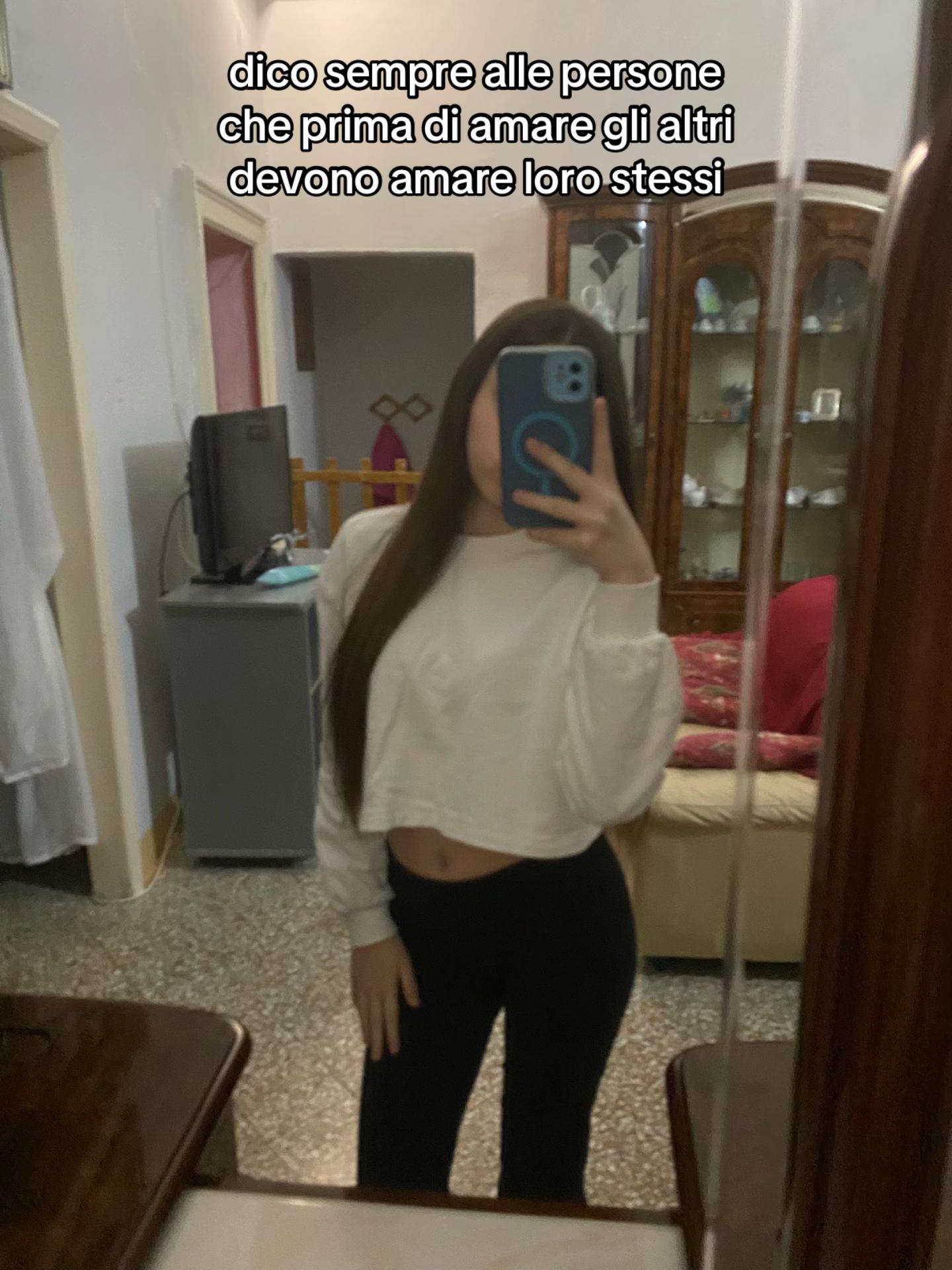 @𝓝💋