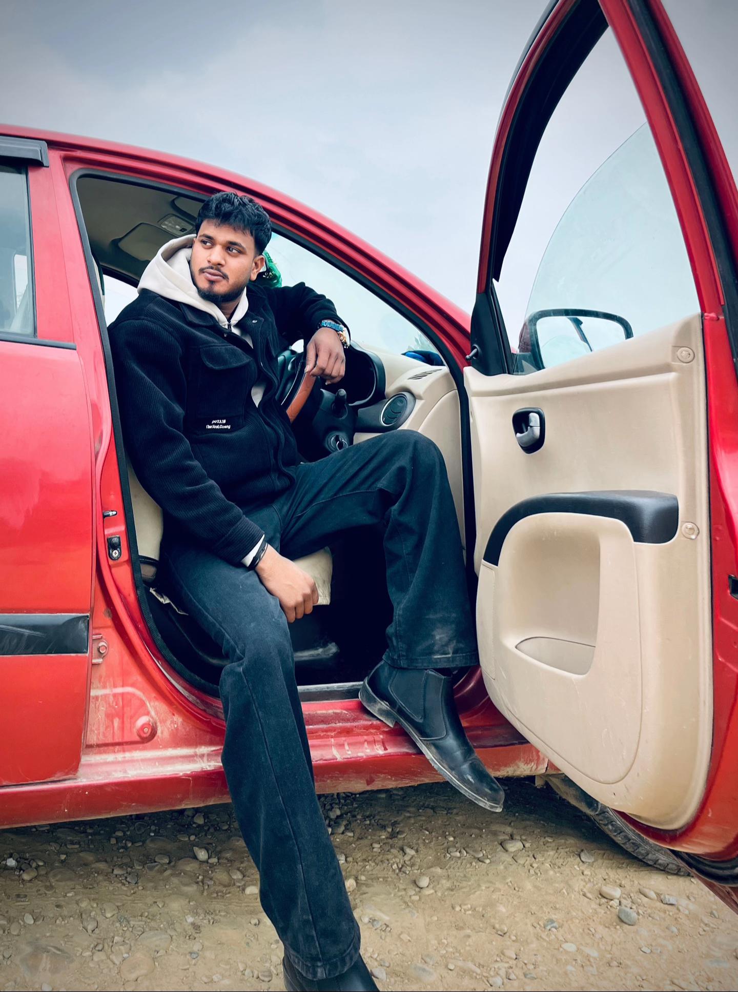 @kartik___Gupta🖤