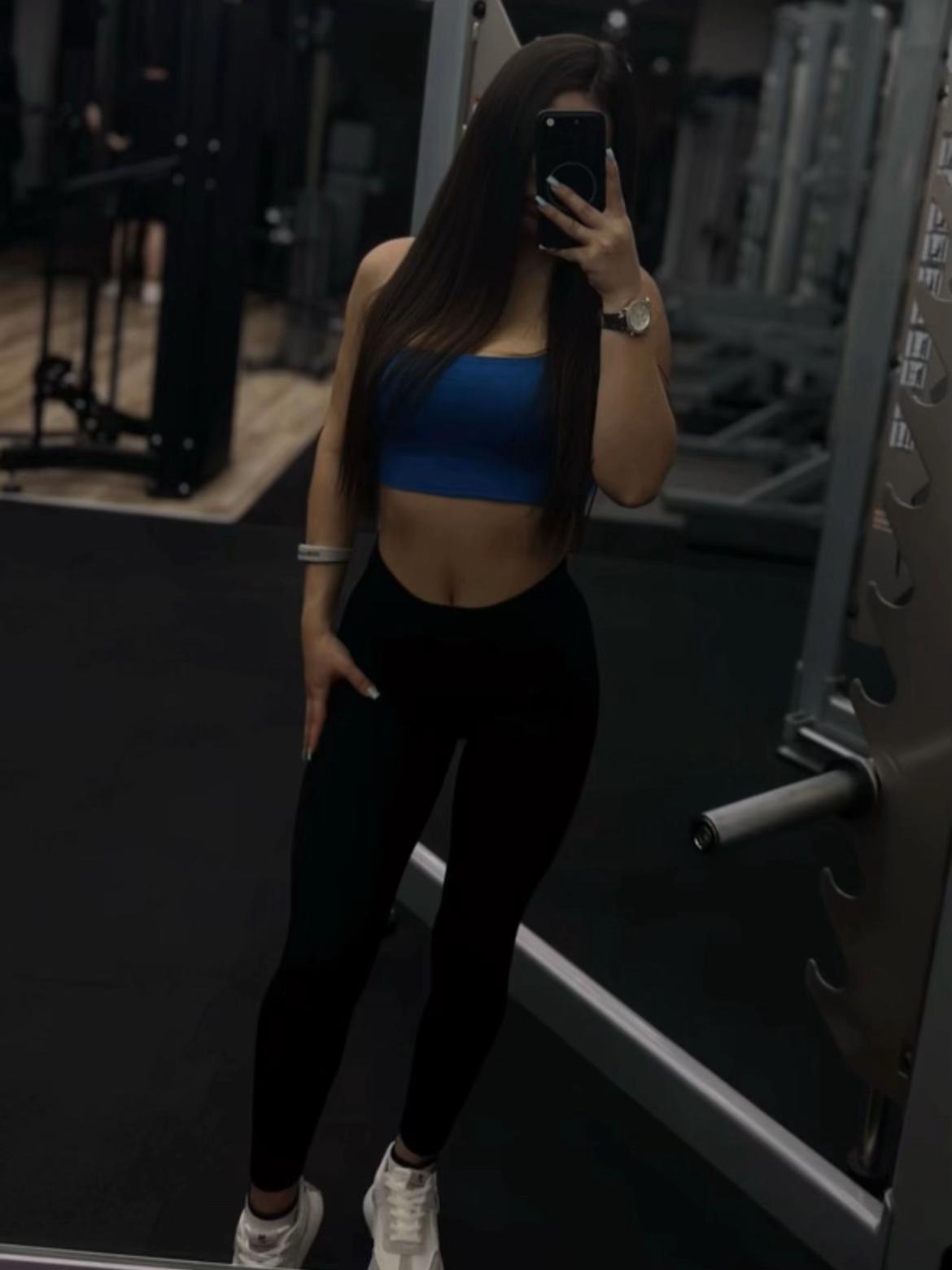@_tanyaa_13__