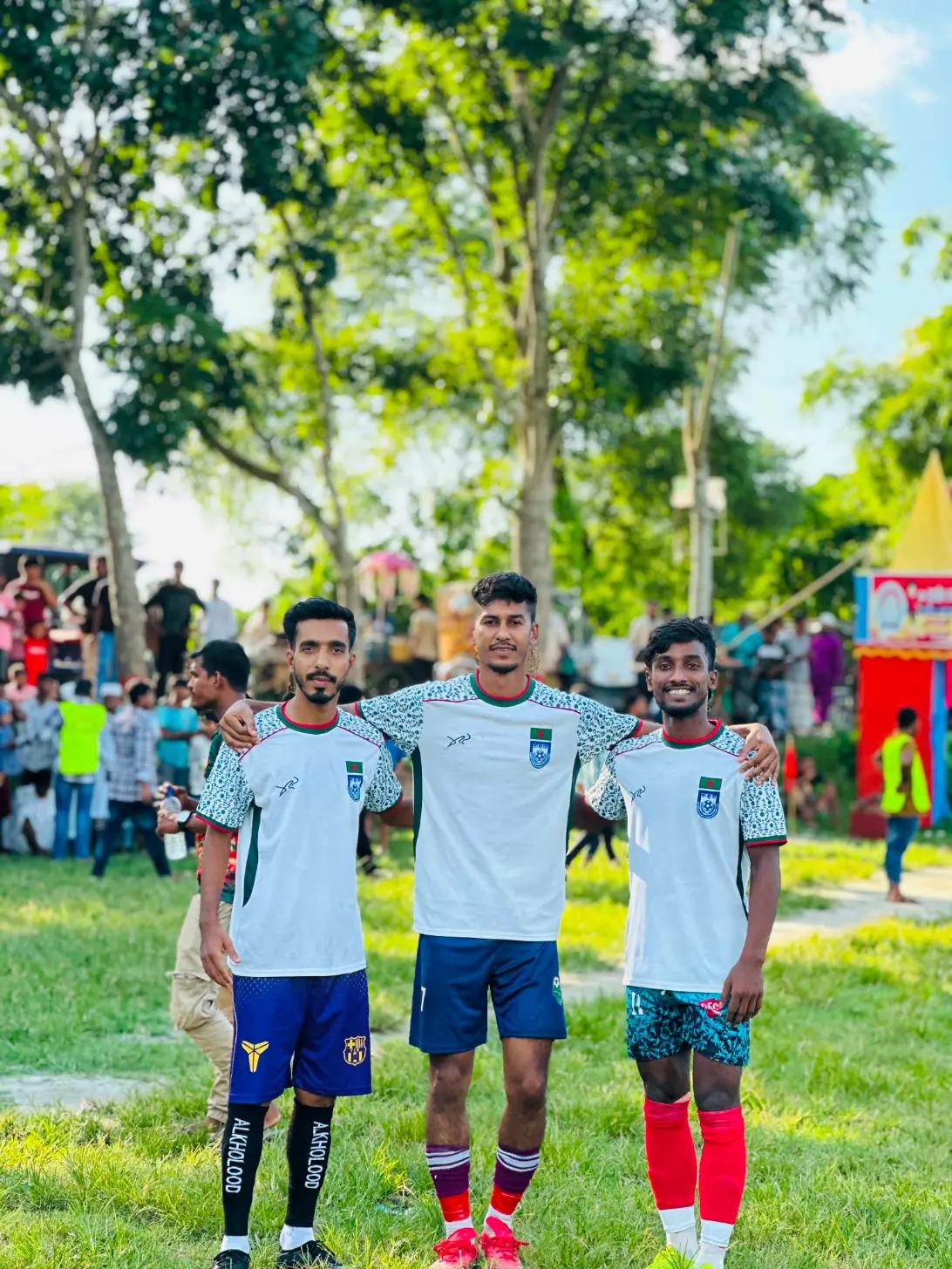 @𝑴..𝑴𝒆𝒉𝒆𝒅𝒊 hasan 🫶⚽