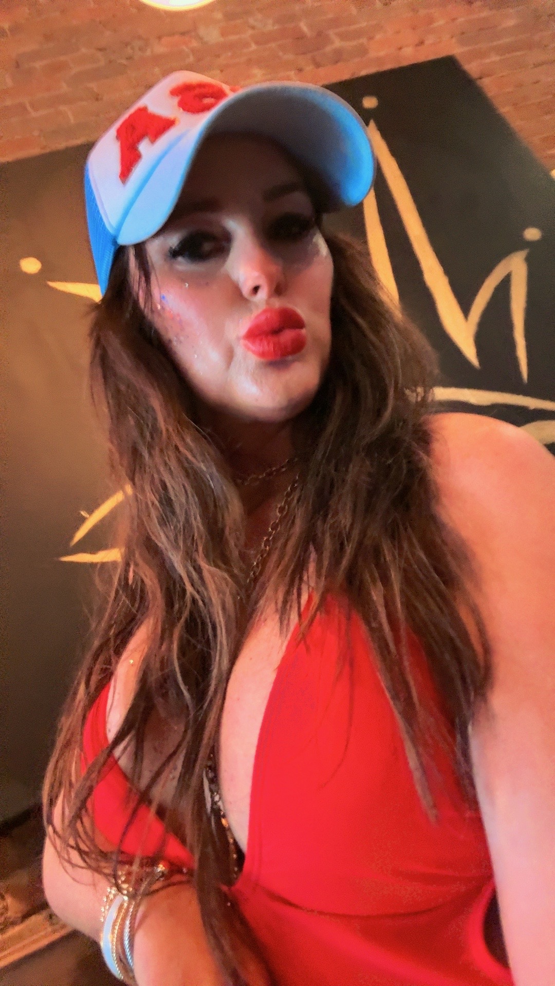 @Closetcandy
