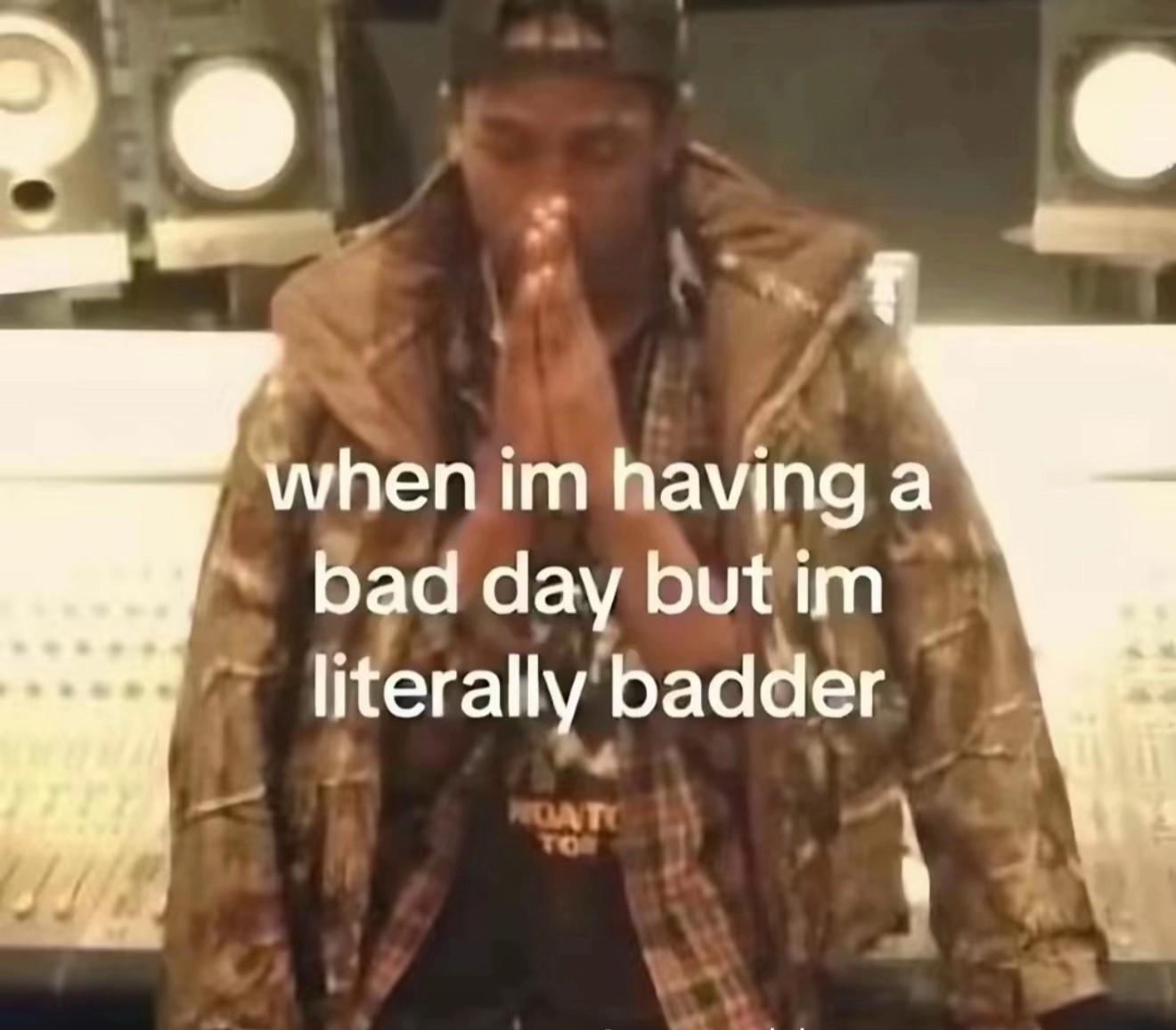 @️