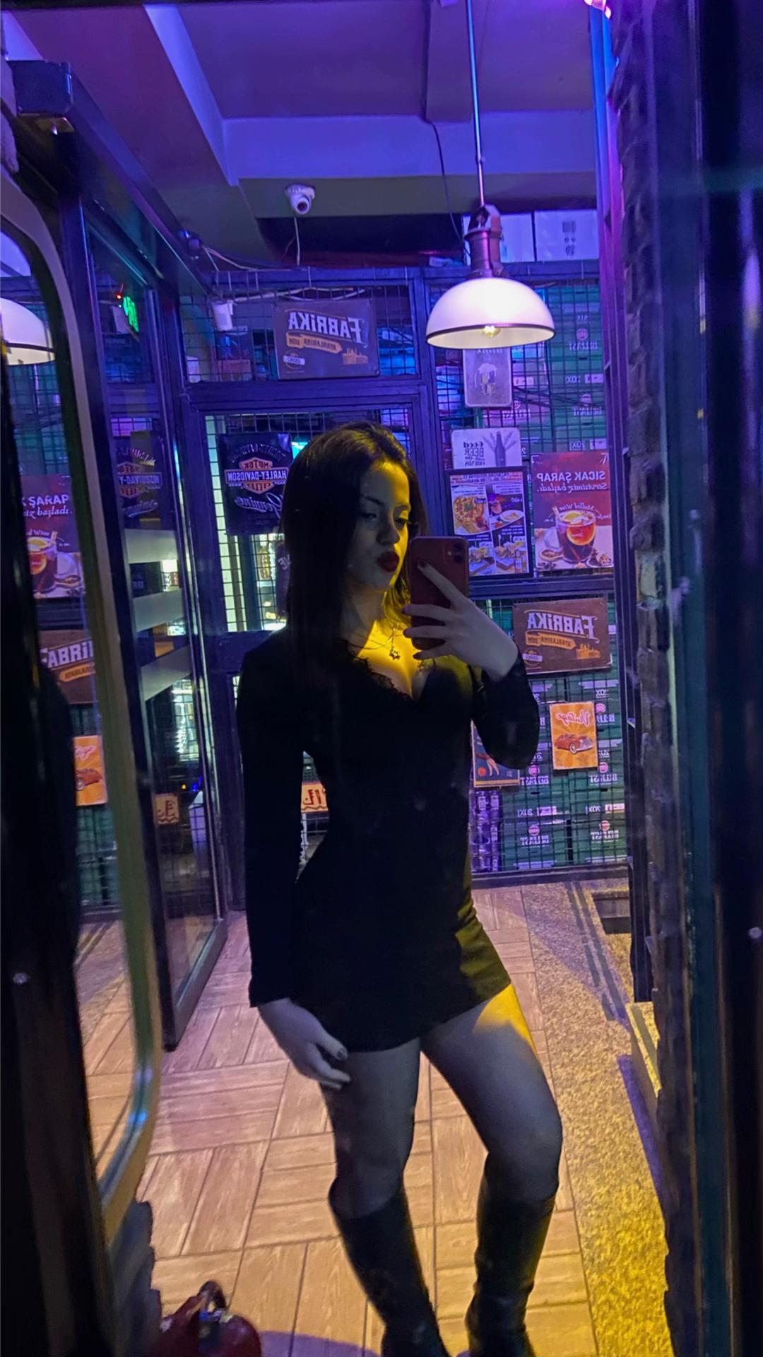 @aleyna
