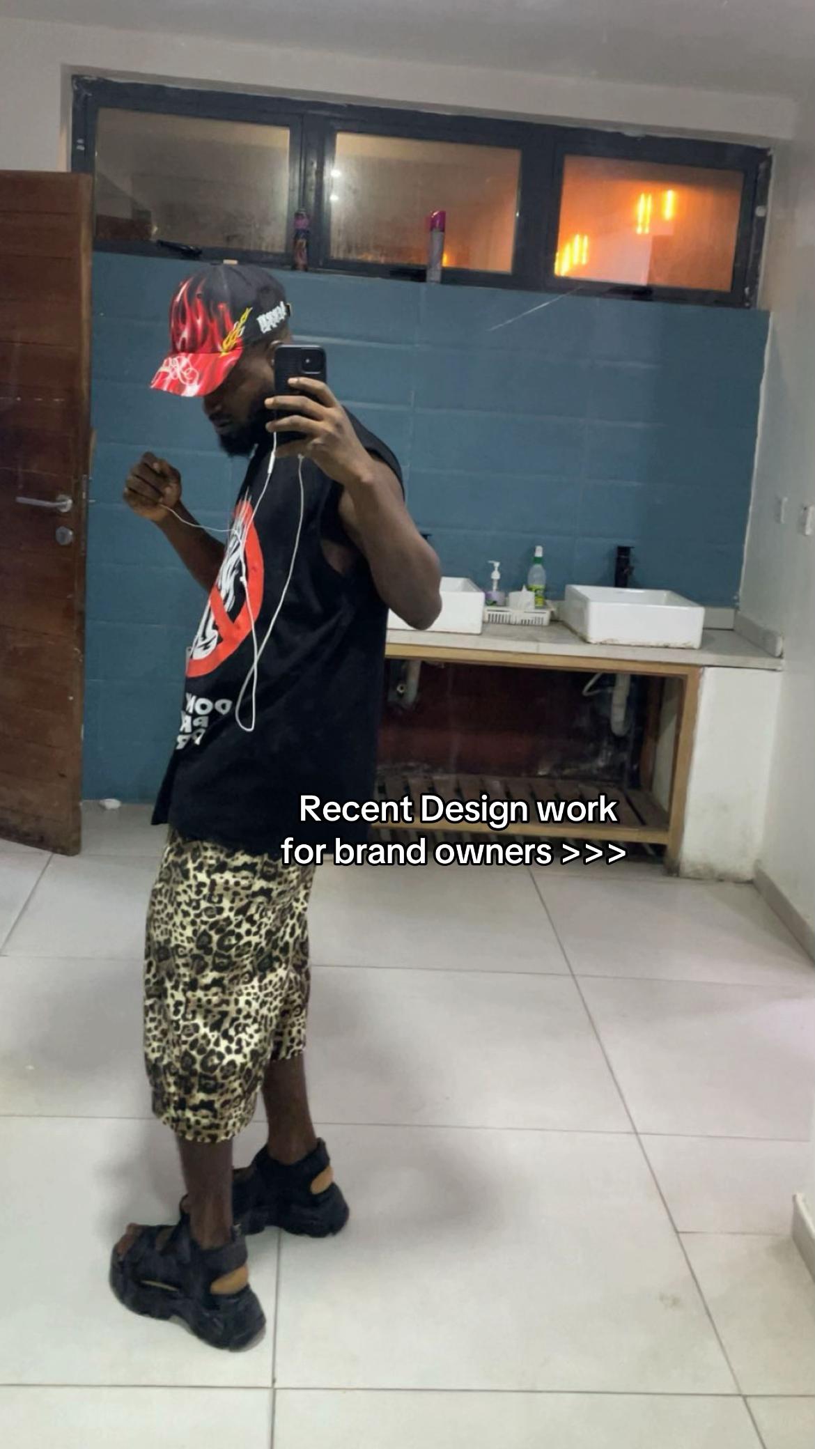 @Jesse Funaya - Designer.