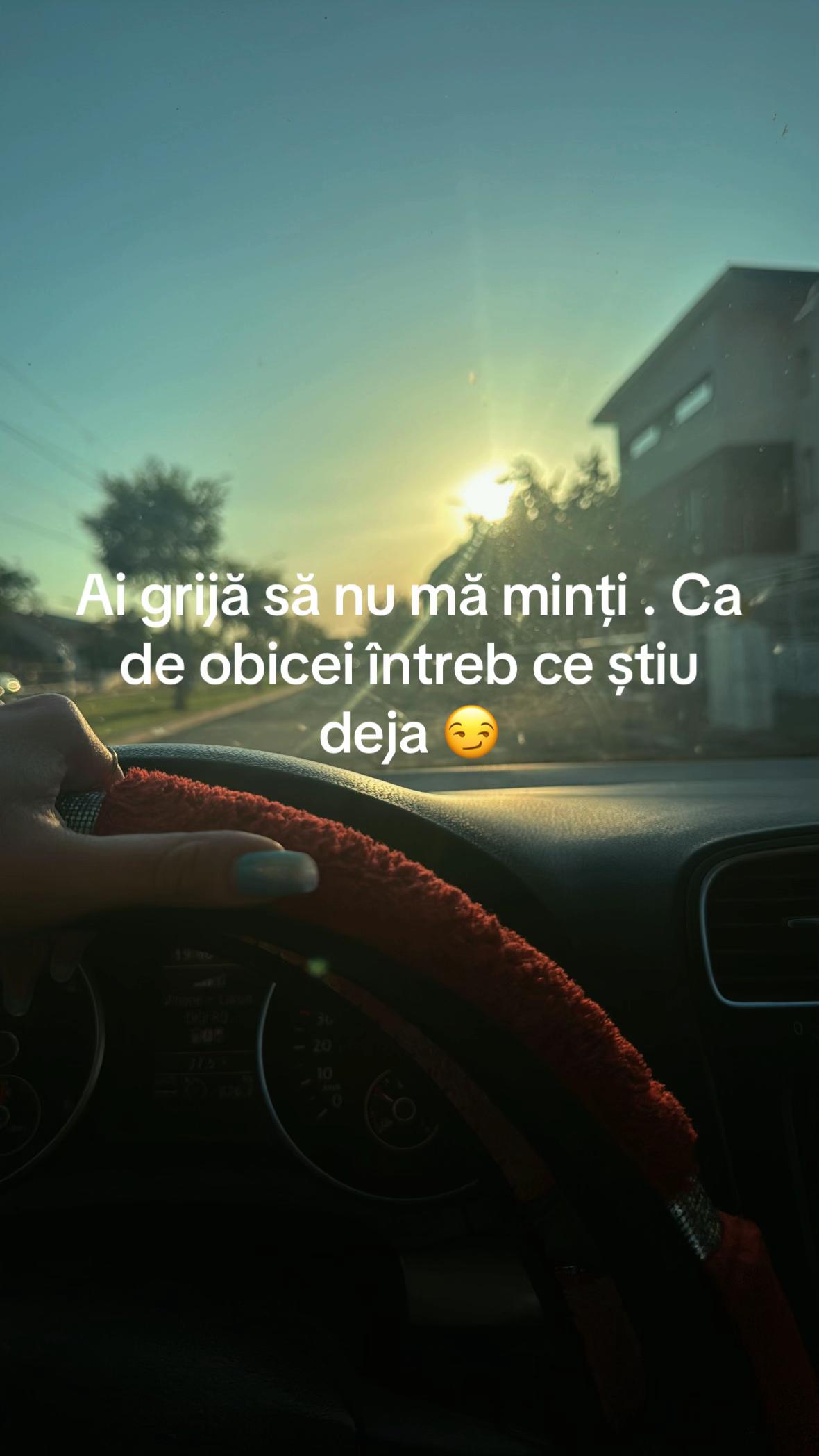 @Lari🌸