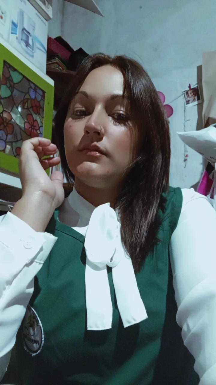 @Estefi castillo