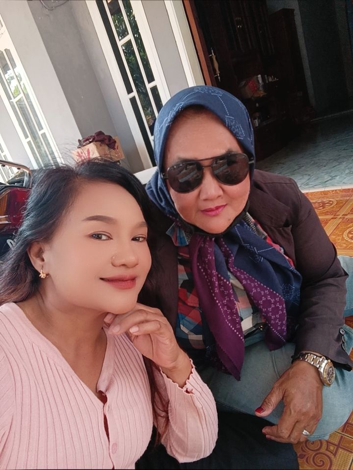 @Yolandashow